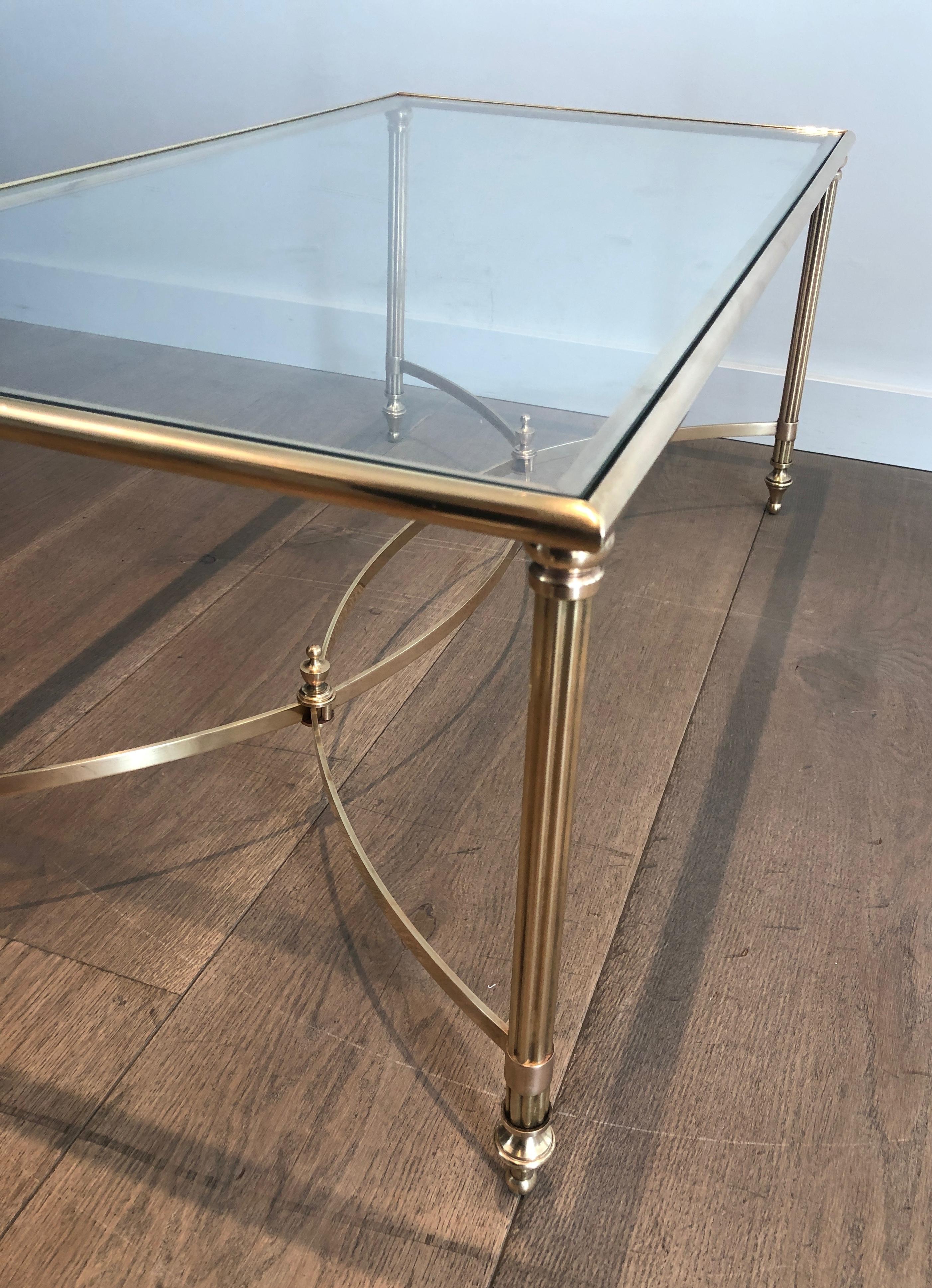 Laiton Table basse en laiton de style néoclassique par Maison Jansen en vente