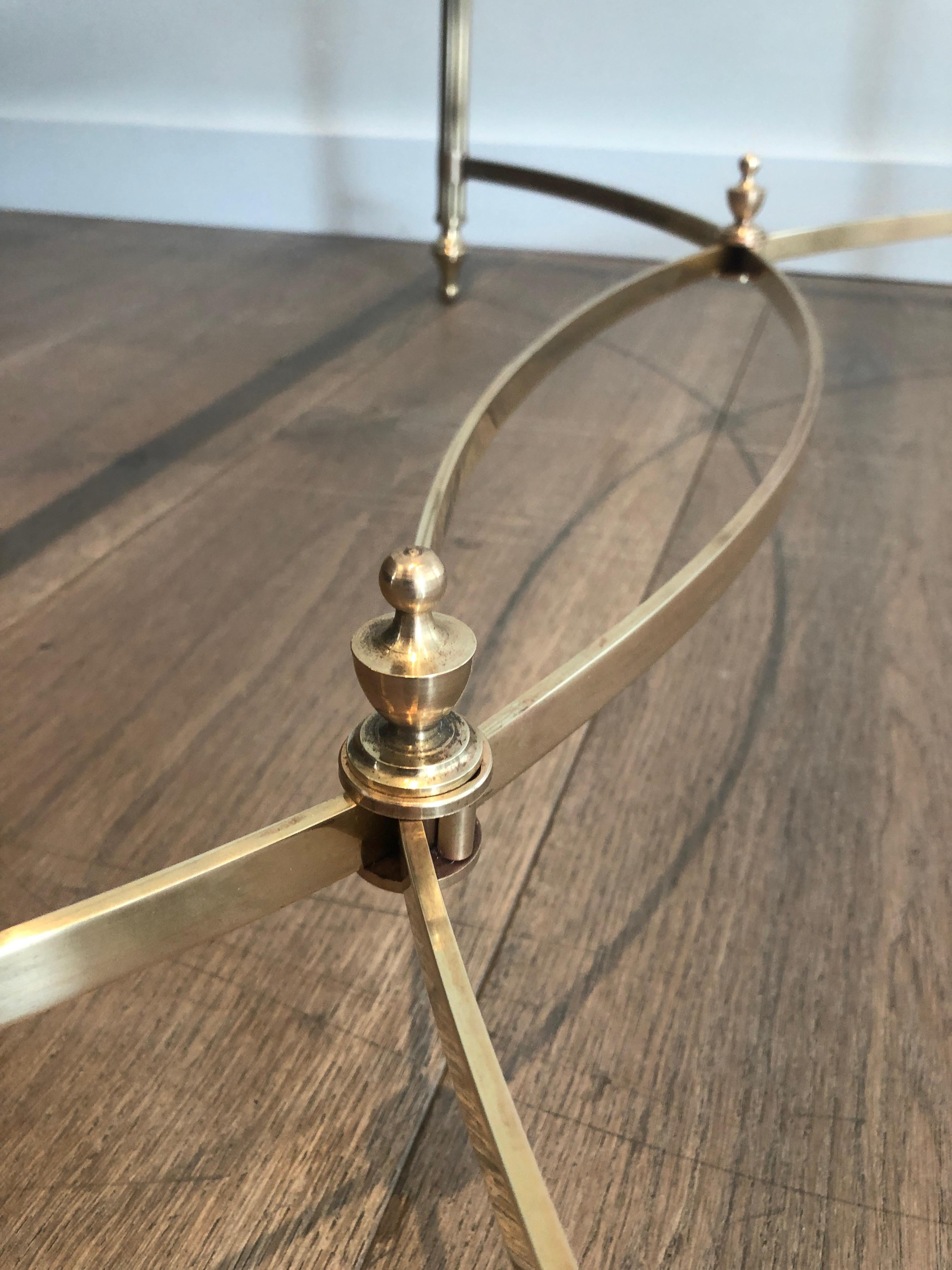 Table basse en laiton de style néoclassique par Maison Jansen en vente 2