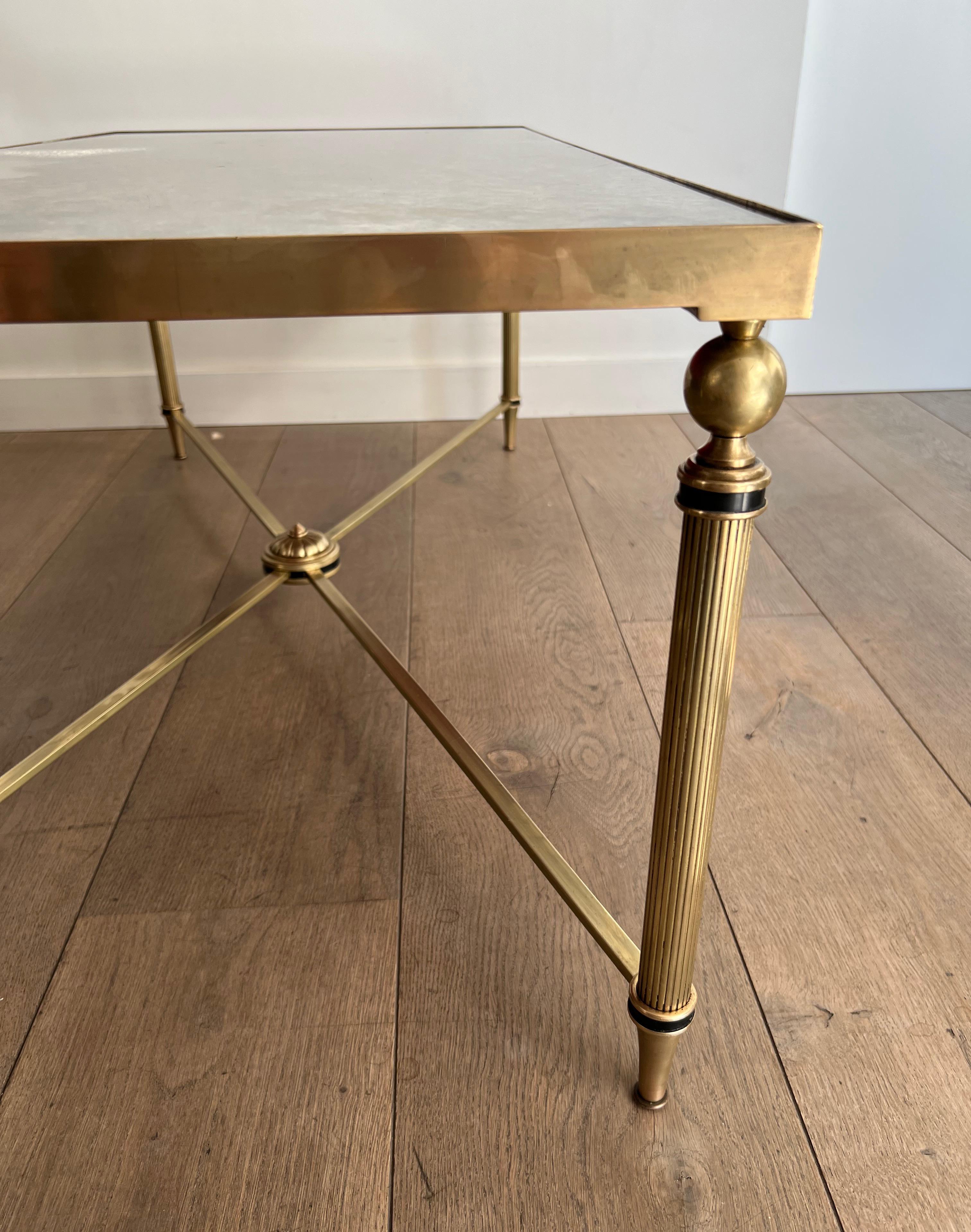 Table basse de style néoclassique avec plateau en miroir églomisé de la Maison Jansen 7