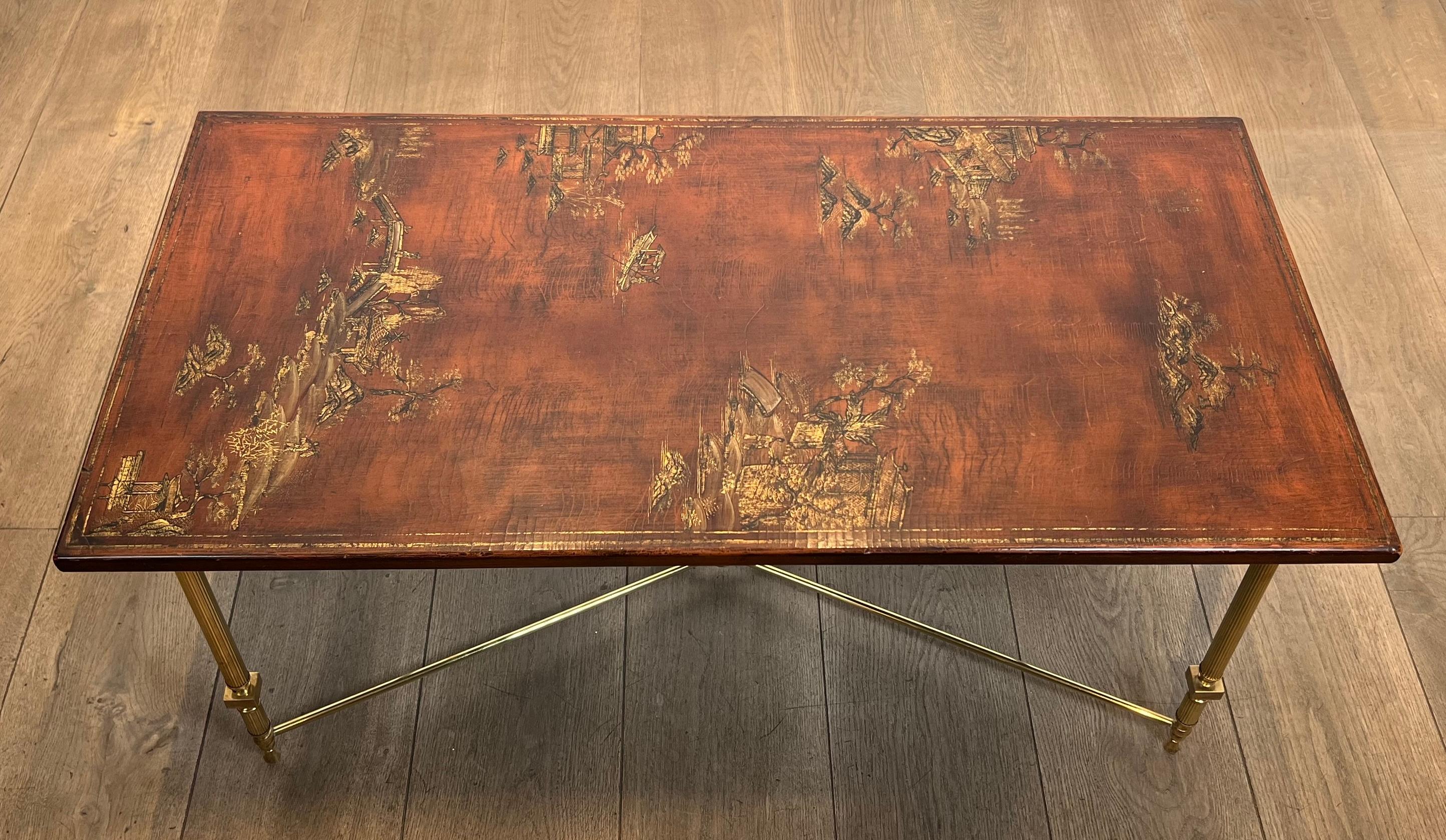 Neoclassical Style Brass Coffee Table with Wooden Lacquered Top Representing In Good Condition For Sale In Marcq-en-Barœul, Hauts-de-France