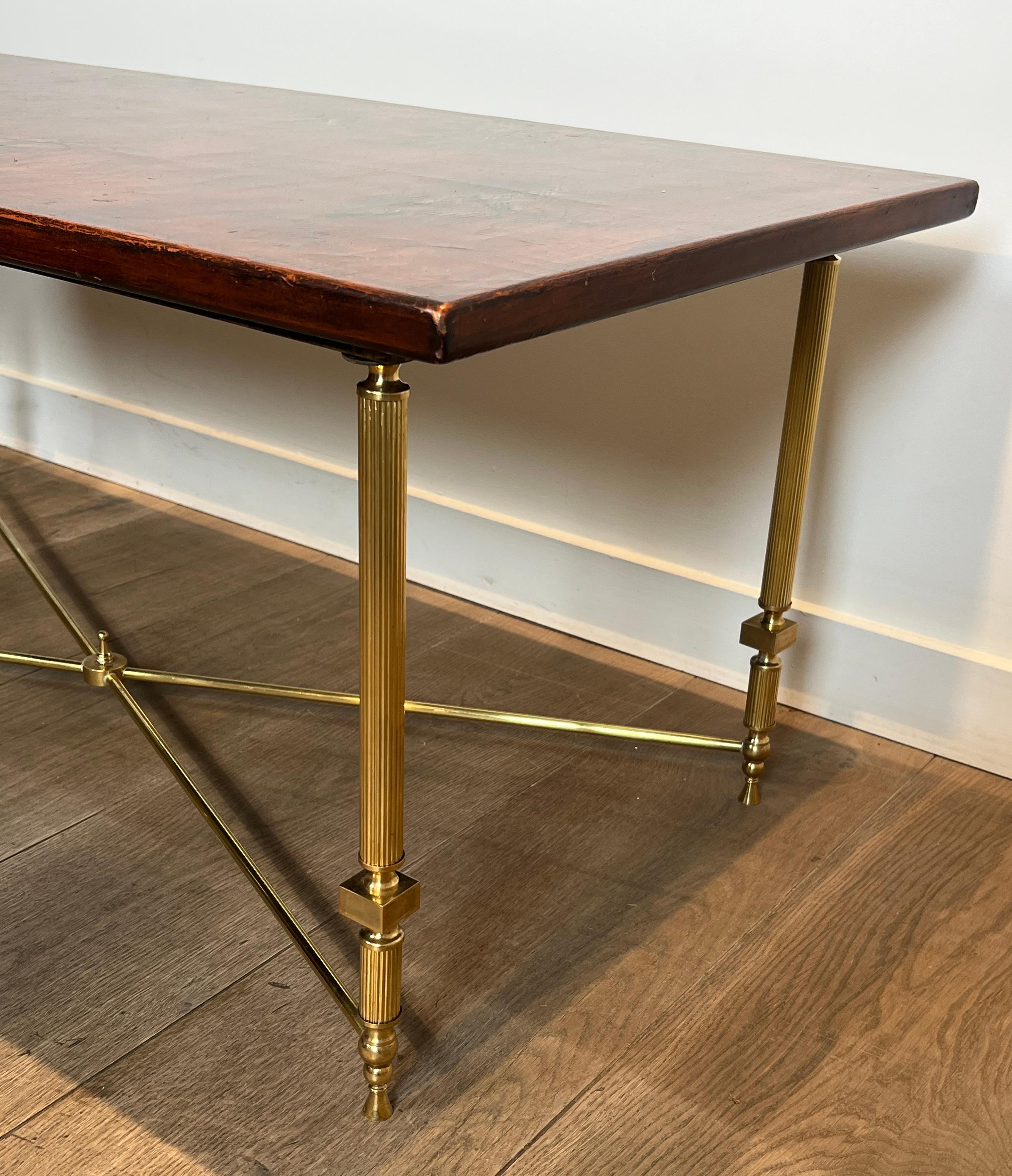 Neoclassical Style Brass Coffee Table with Wooden Lacquered Top Representing For Sale 3