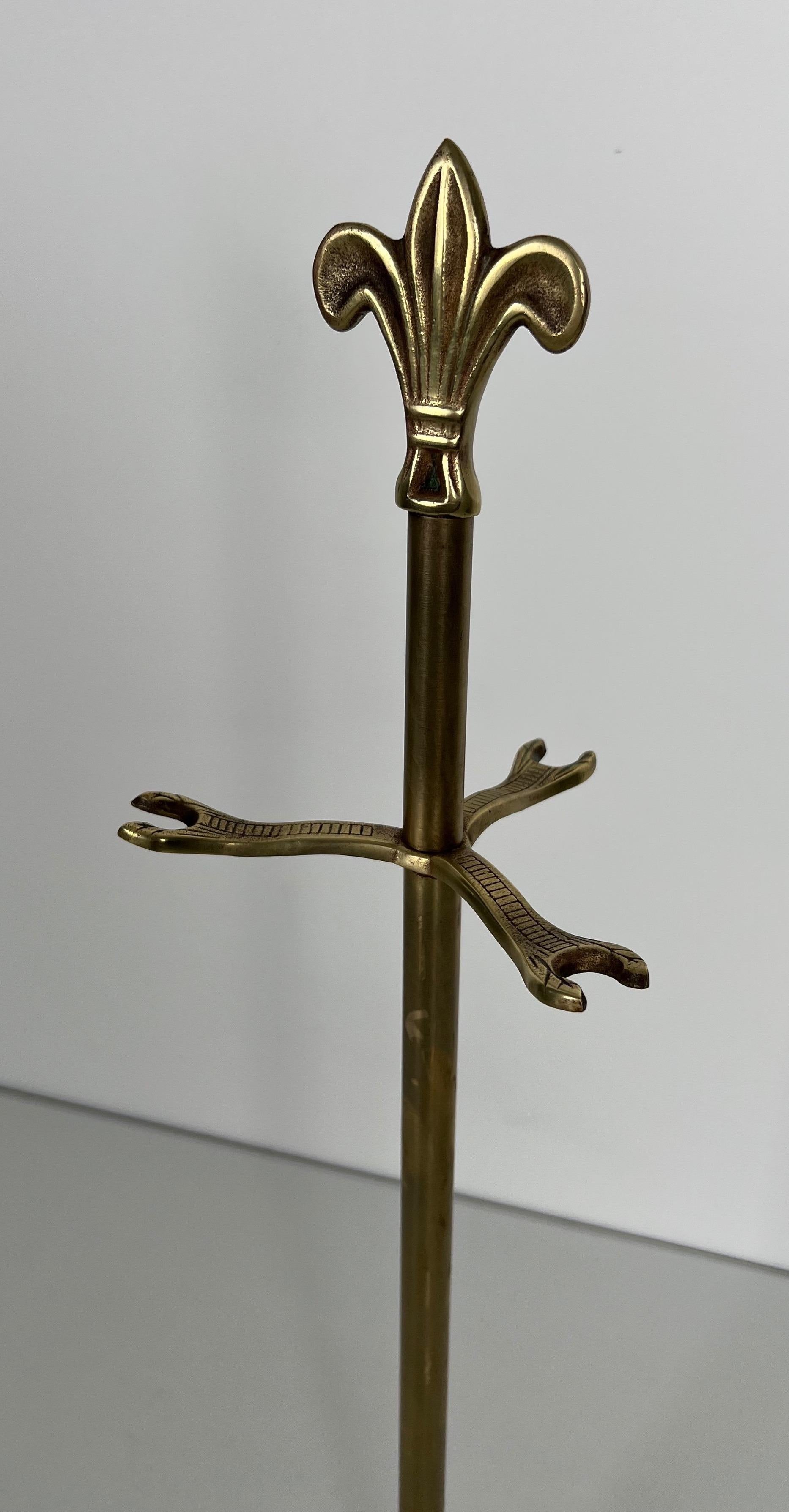 Neoclassical Style Brass Fireplace Tools with Lily Flowers In Good Condition For Sale In Marcq-en-Barœul, Hauts-de-France