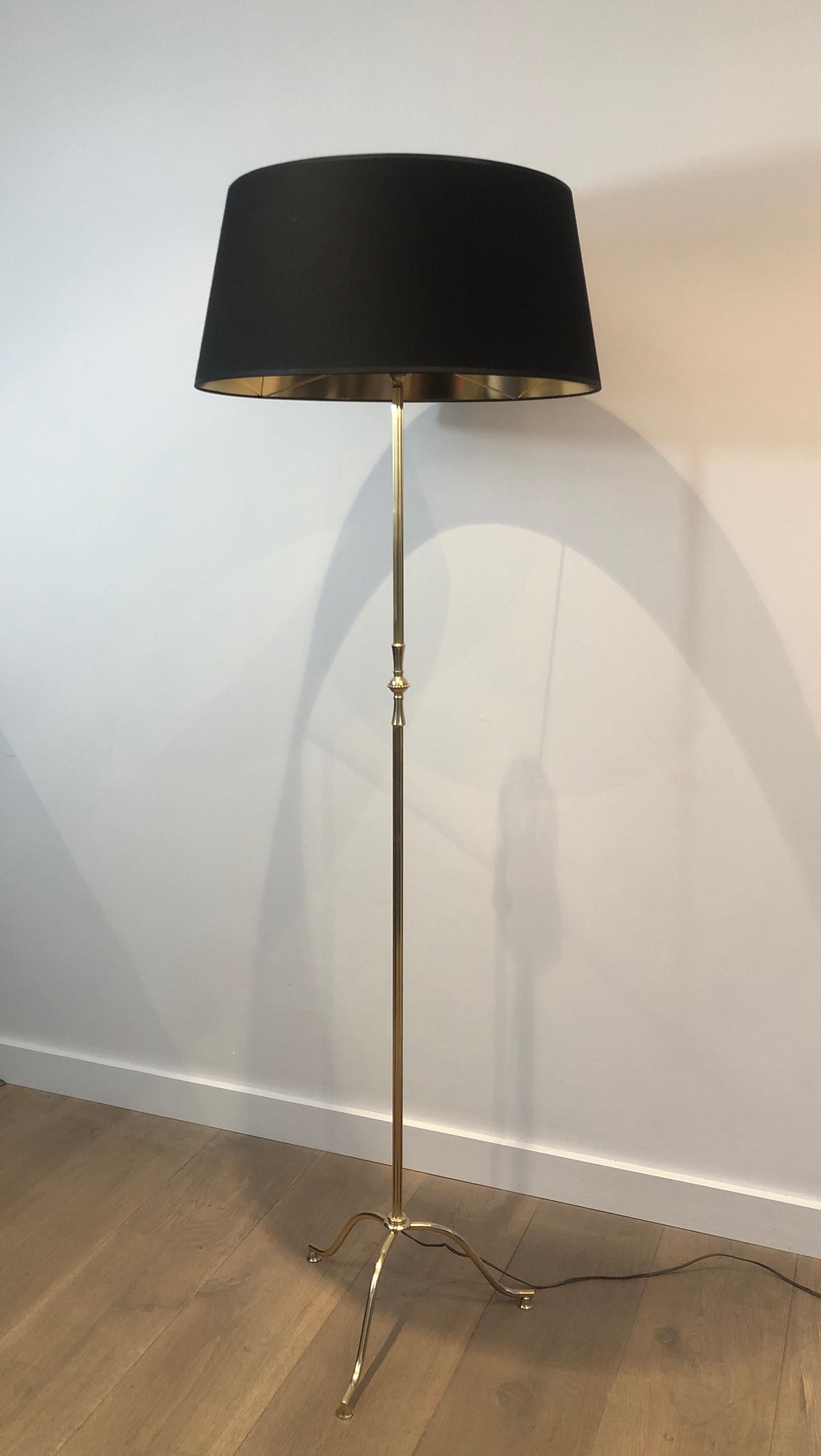 Neoclassical Style Brass Floor Lamp in the style of Maison Jansen For Sale 7