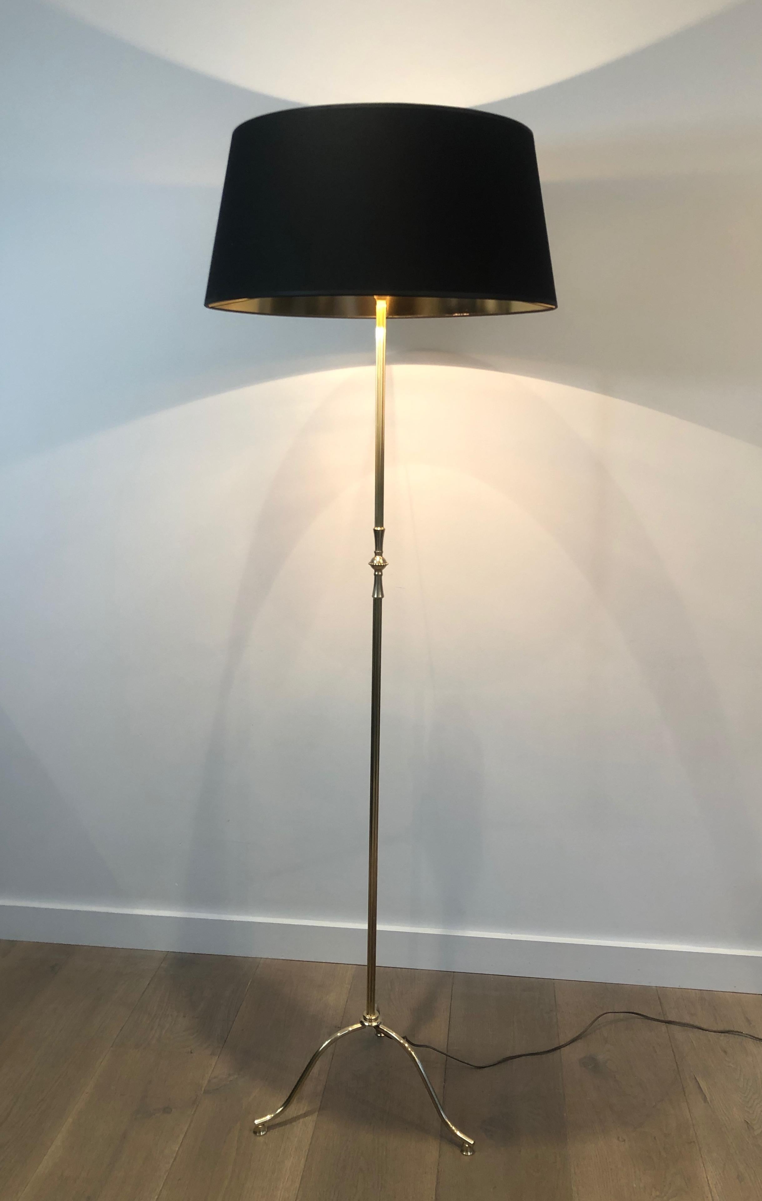 Neoclassical Style Brass Floor Lamp in the style of Maison Jansen For Sale 8