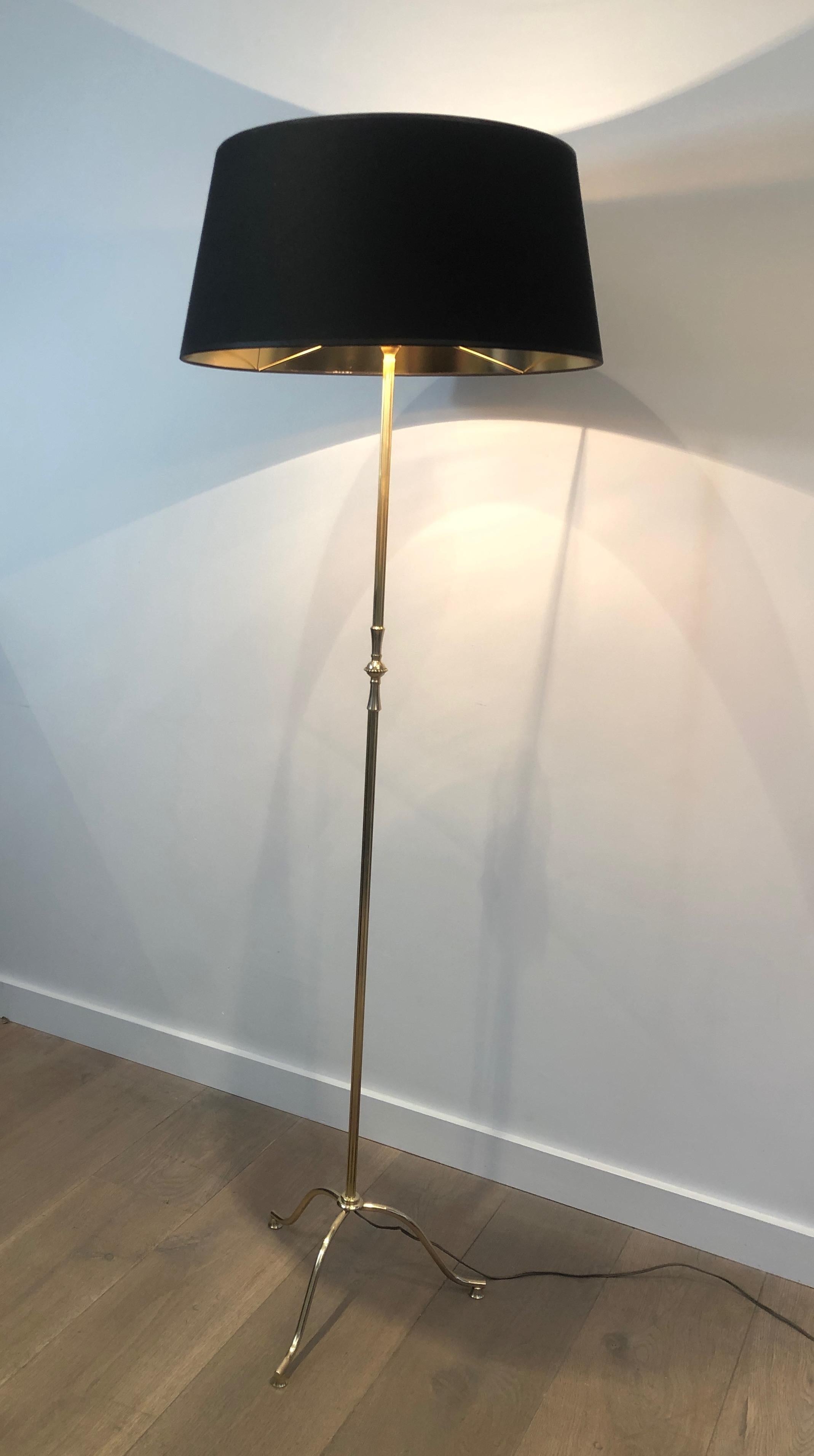 Neoclassical Style Brass Floor Lamp in the style of Maison Jansen For Sale 9