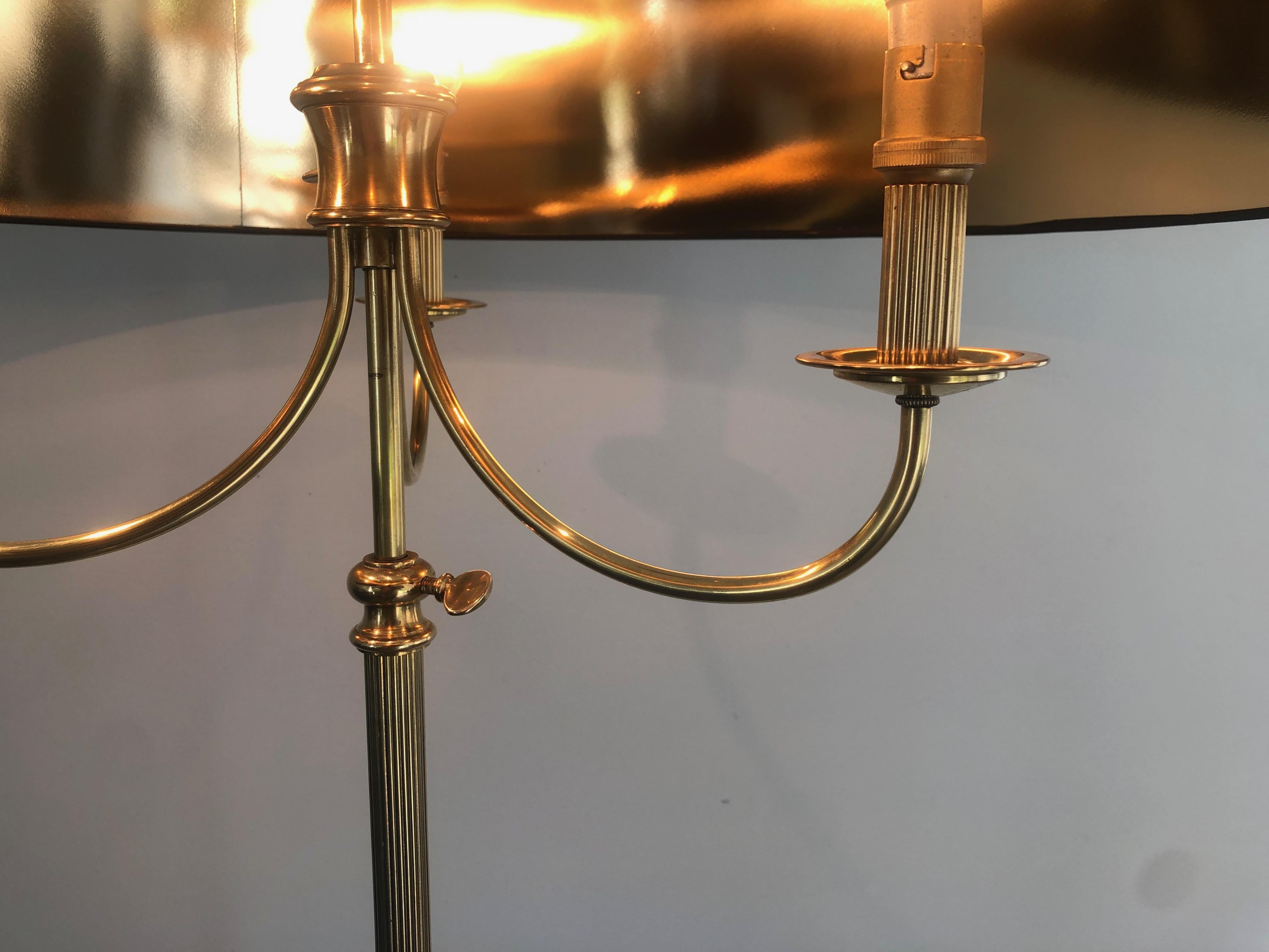 Neoclassical Style Brass Floor Lamp with 3 Arms in the Style of Maison Jansen In Good Condition For Sale In Marcq-en-Barœul, Hauts-de-France