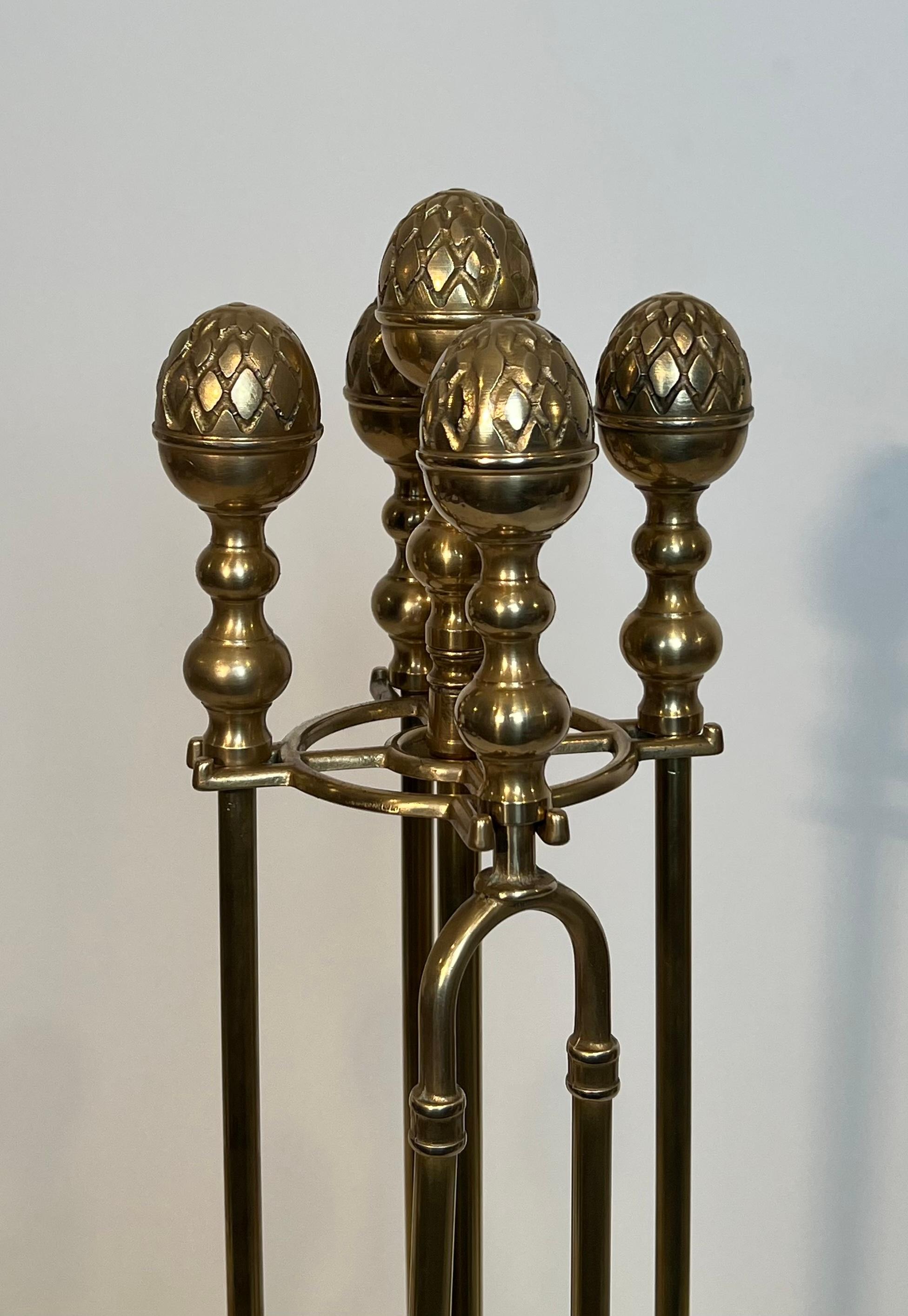Strumenti per caminetto ad ananas in ottone in stile neoclassico Nello stile della Maison Baguès in vendita 7