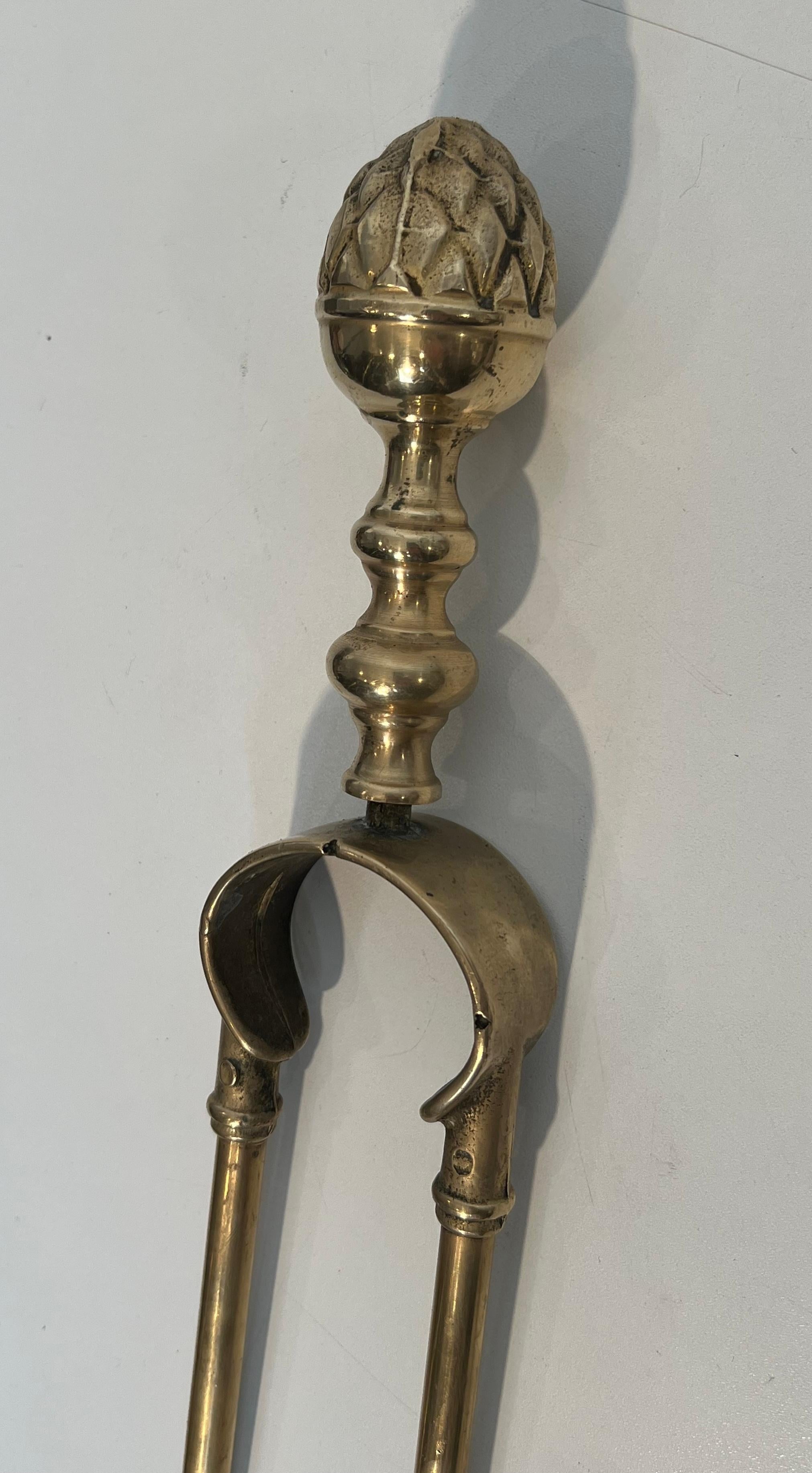 Strumenti per caminetto ad ananas in ottone in stile neoclassico, nello stile della Maison Baguès in vendita 8