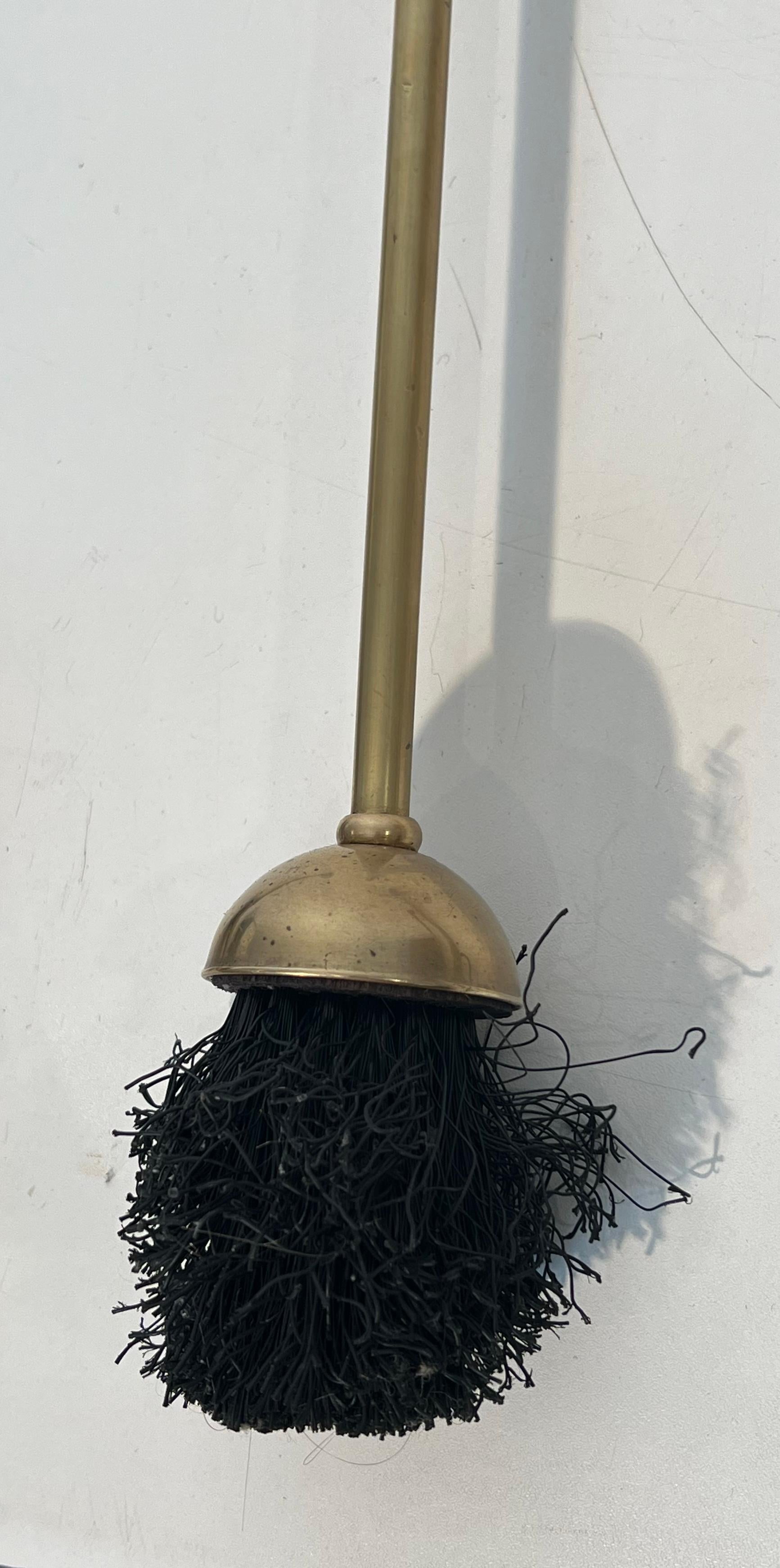 Strumenti per caminetto ad ananas in ottone in stile neoclassico Nello stile della Maison Baguès in vendita 9