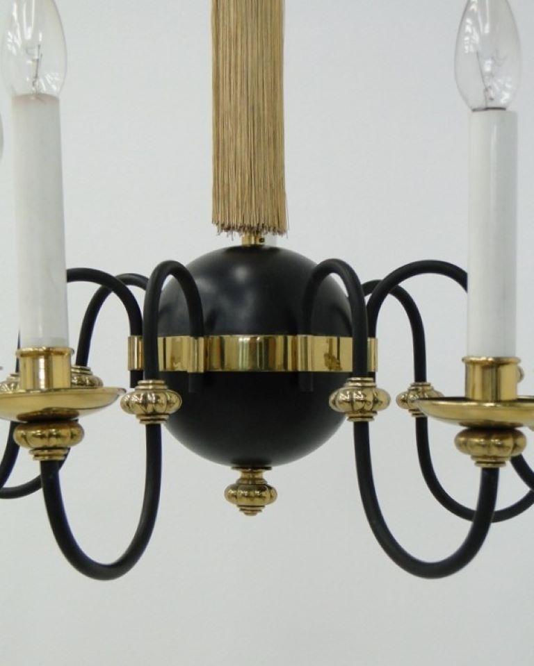 Lampadario austriaco a sette luci in ottone e seta, Austria, anni '30 in vendita 4