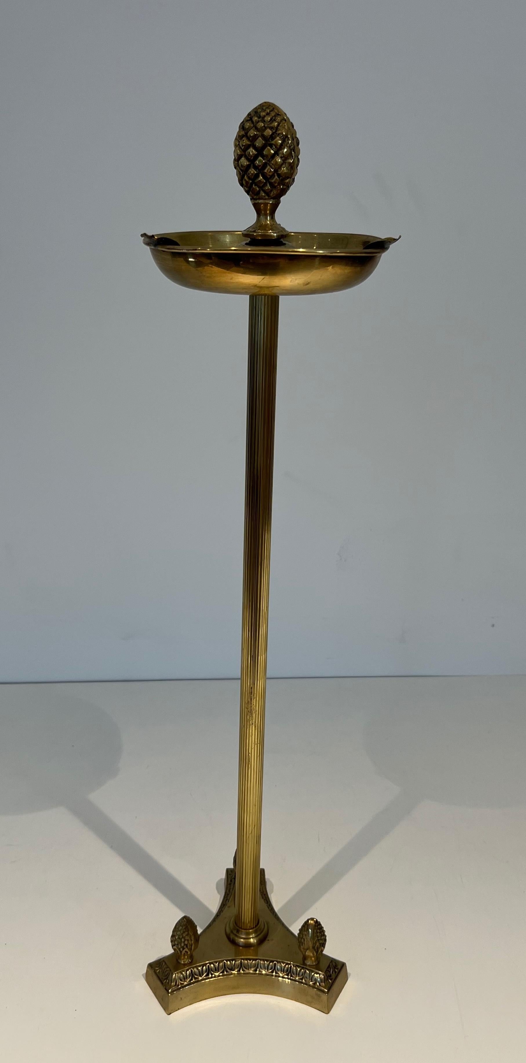 This nice neoclassical style ashtray is made of bronze. This is a French work in the style of Maison Jansen. Circa 1940