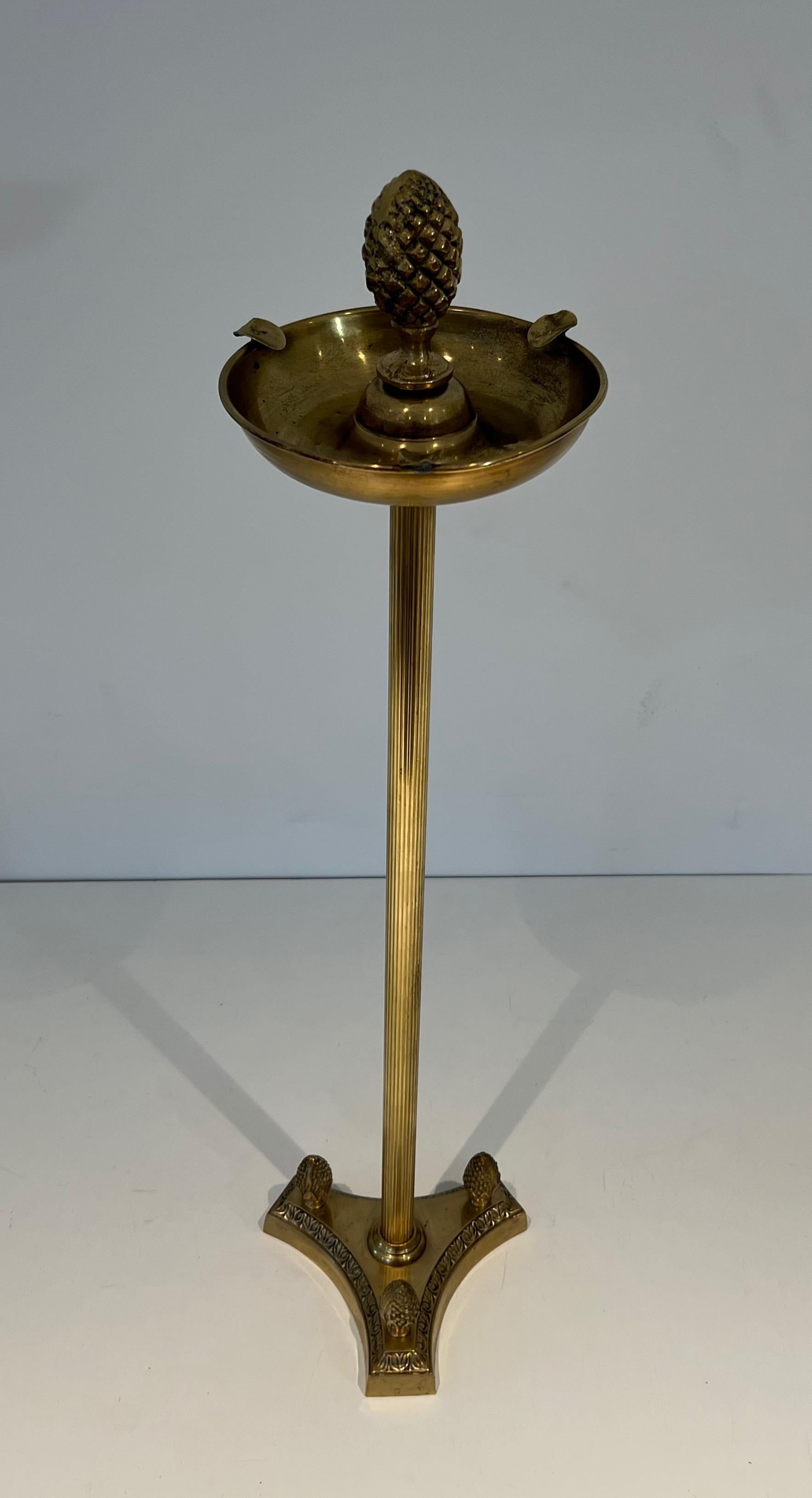 Neoclassical Style Bronze Ashtray in the style of Maison Jansen In Good Condition For Sale In Marcq-en-Barœul, Hauts-de-France