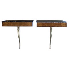 Paire de consoles murales en bois de bourgogne de style néoclassique