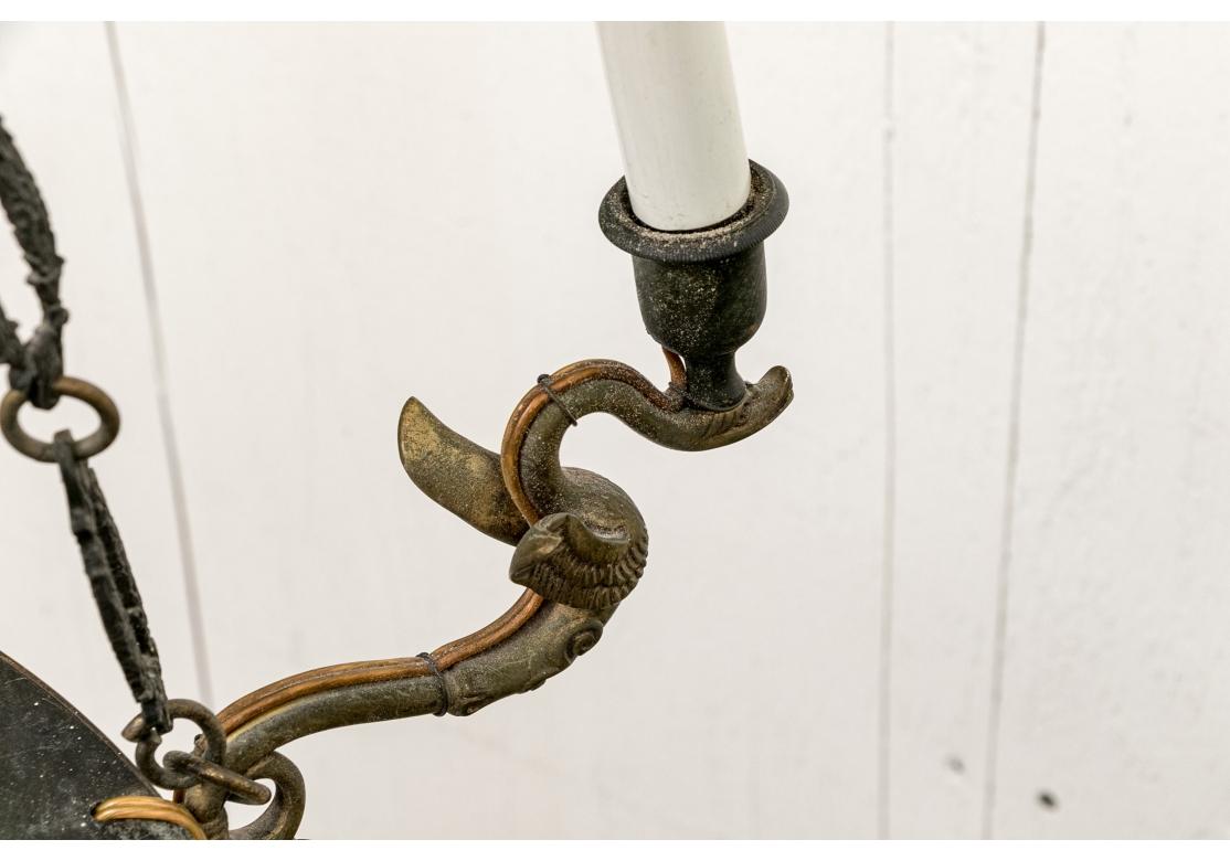 Lampadario in stile neoclassico da restaurare in vendita 4