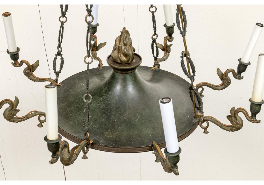 Lampadario in stile neoclassico da restaurare in vendita 9