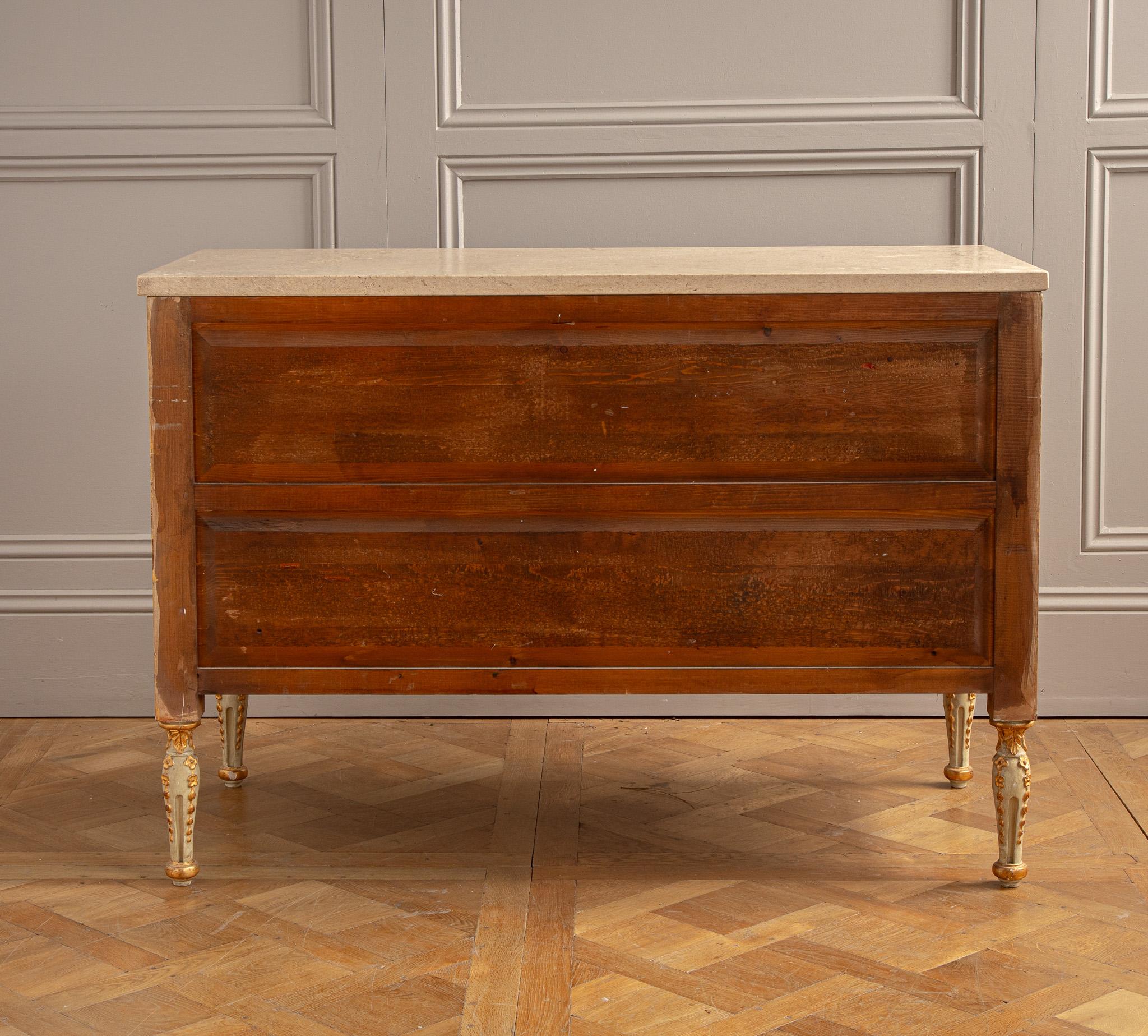 Cómoda De Estilo Neoclásico Con Pan De Oro De 23,75 qt By La Maison London en venta 8