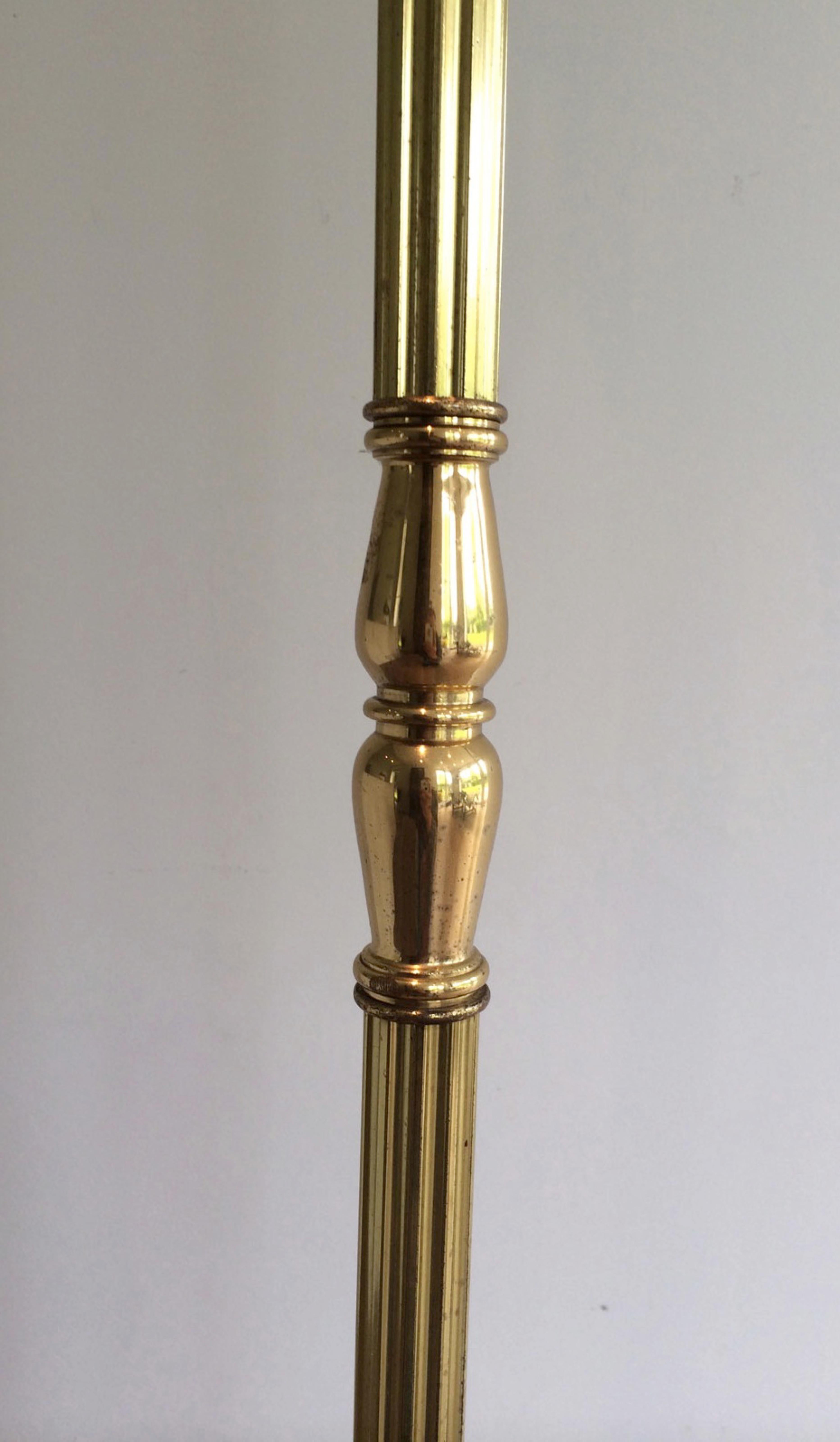 Ottone Appendiabiti in stile neoclassico. Lavoro francese. Circa 1940 in vendita