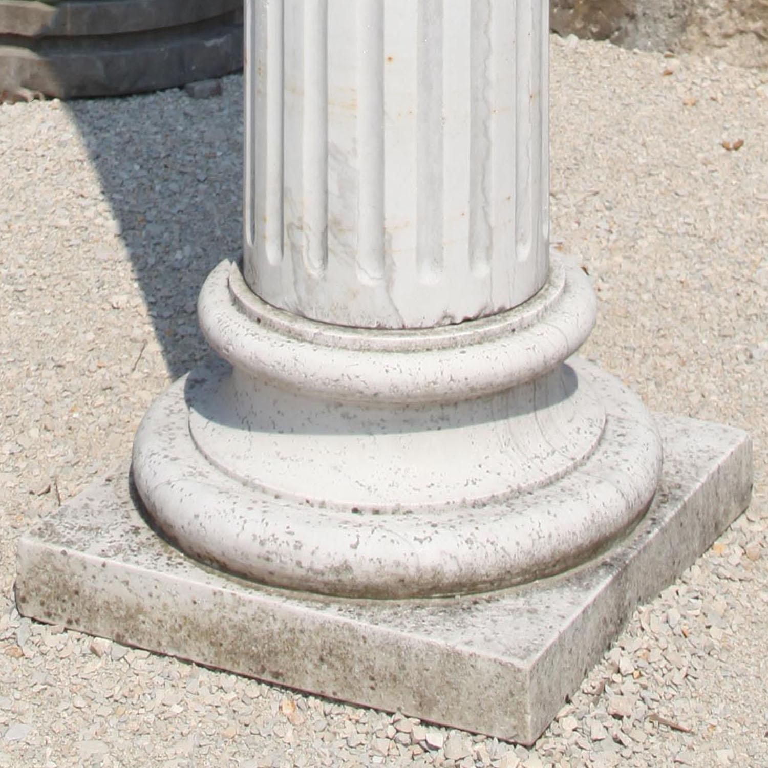 neoclassical columns