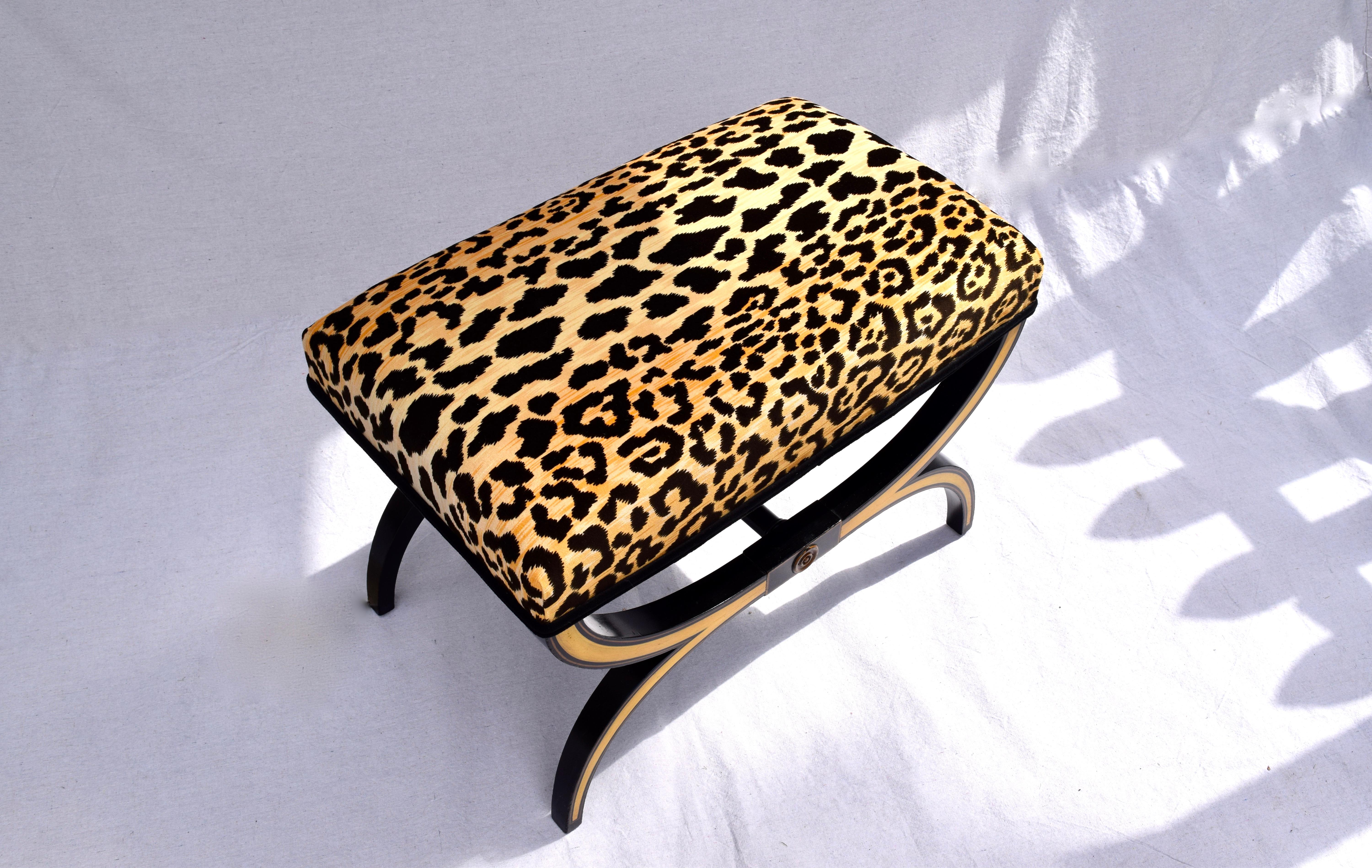Neoclassical Style Curule Bench or Stool in Velvet Leopard In Good Condition In Southampton, NJ