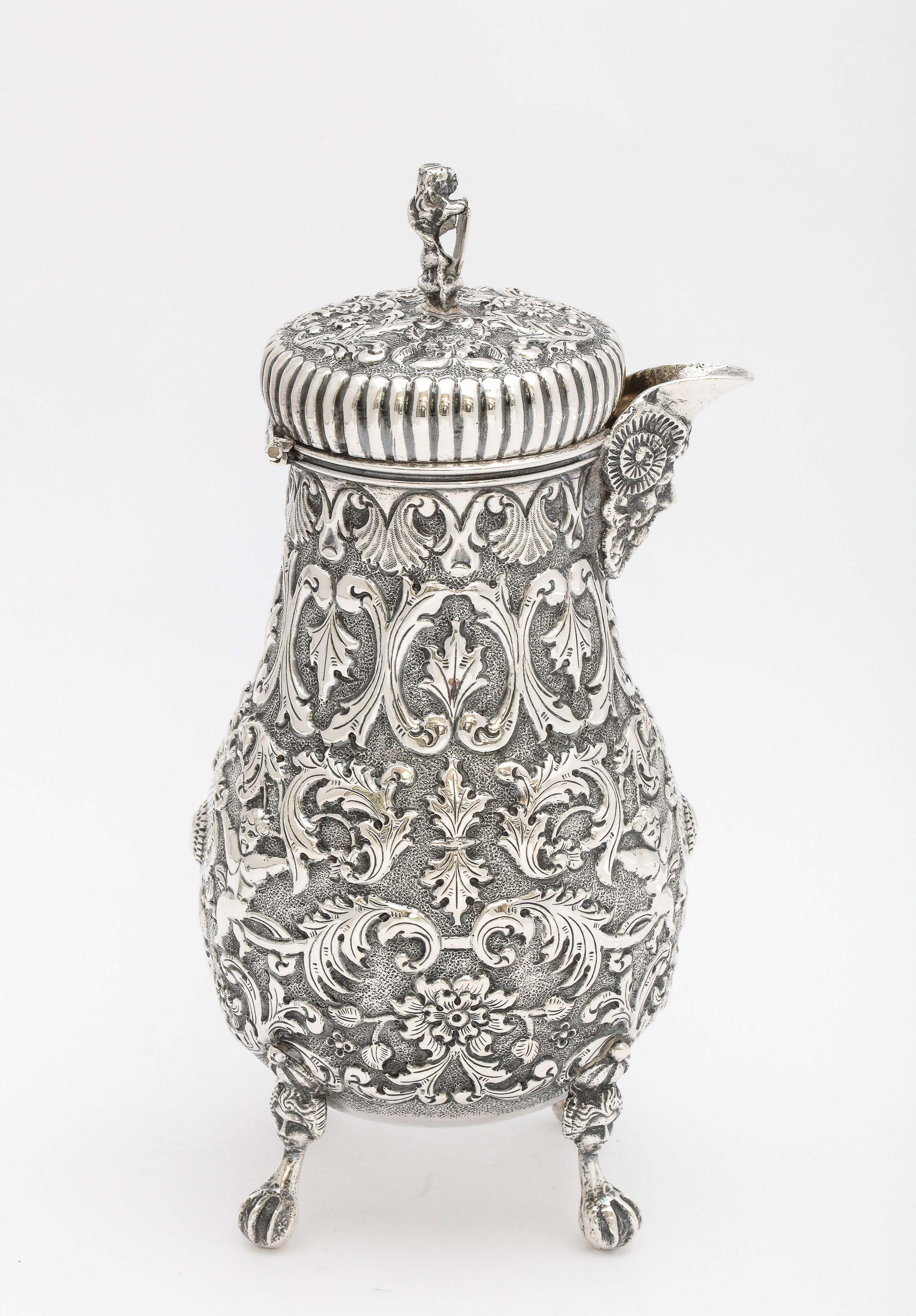 Neoclassical Style Dutch Continental Silver (.800) Chocolate Pot With Hinged Lid For Sale 10