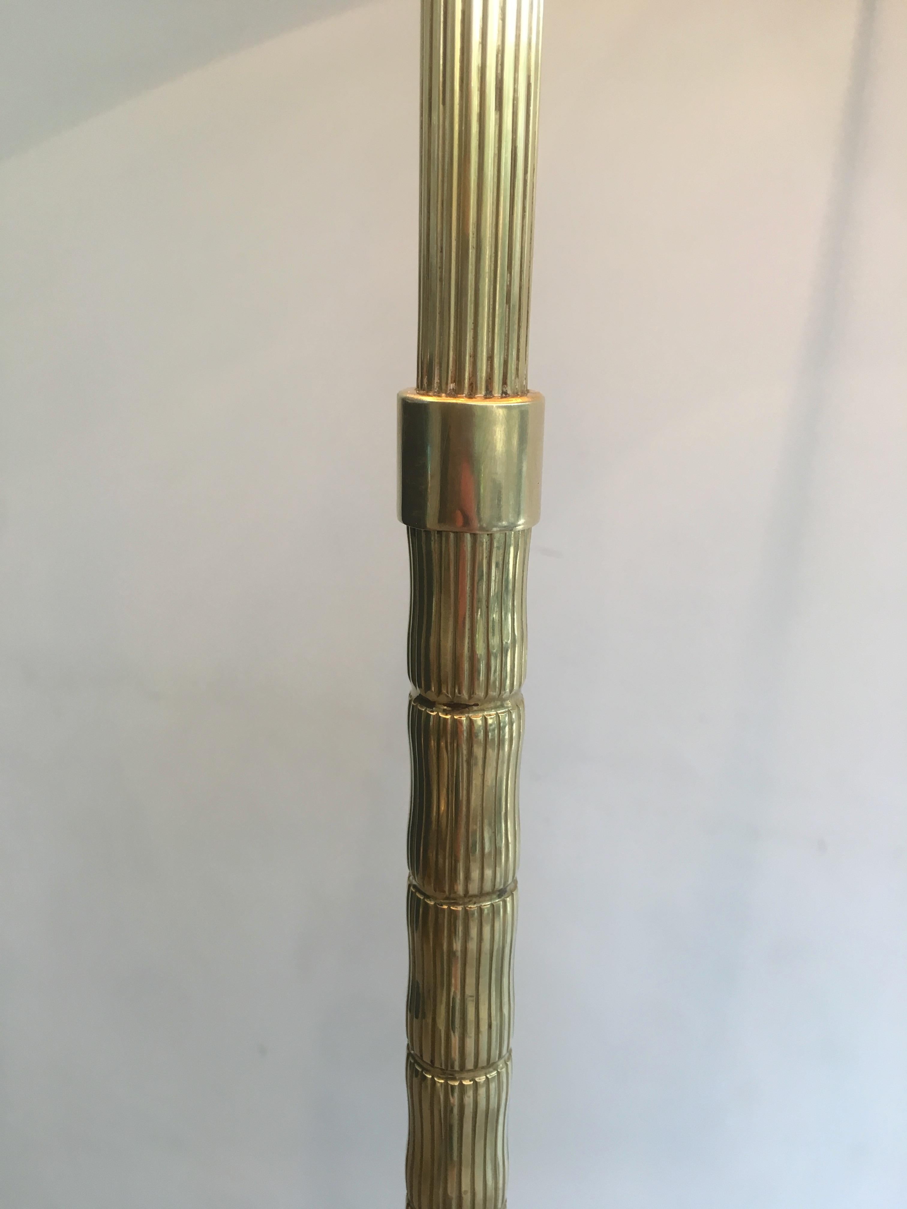 Neoclassical Style Faux-Bamboo Brass Floor Lamp, French, circa 1970 4