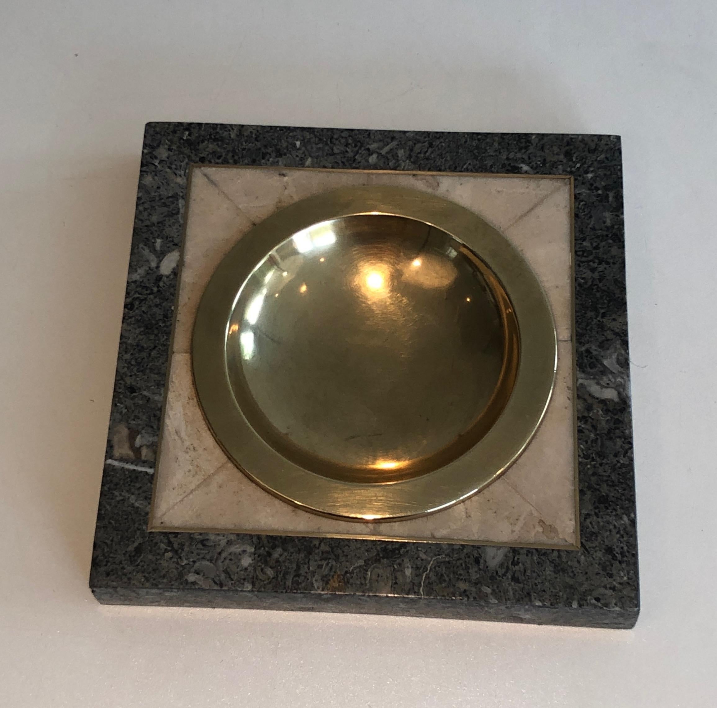 Neoclassical Style Faux-Marble and Brass Vide-Poche, French, circa 1970 For Sale 14