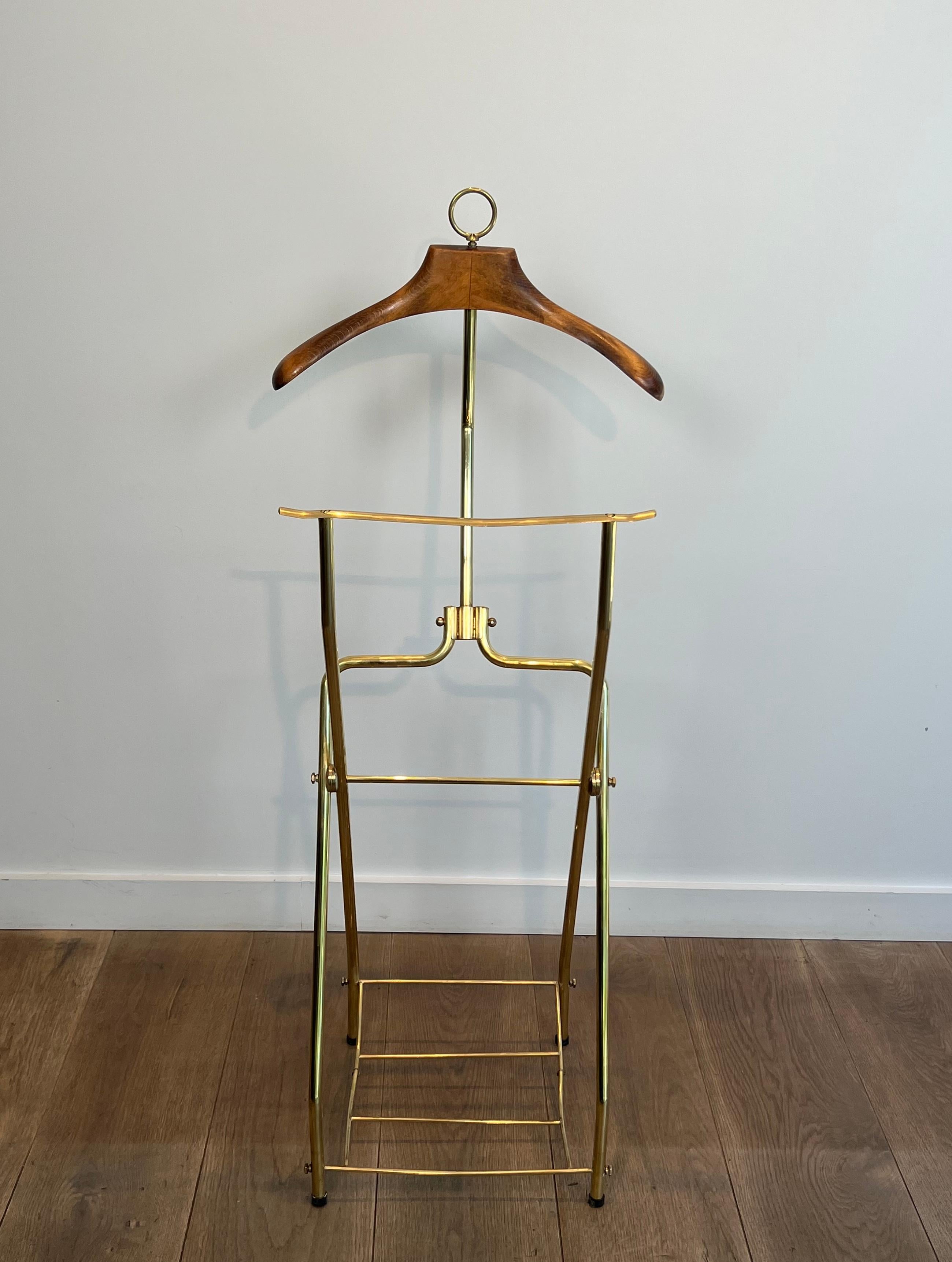 Valet in stile neoclassico Foldes in ottone e legno con rotelle in vendita 9