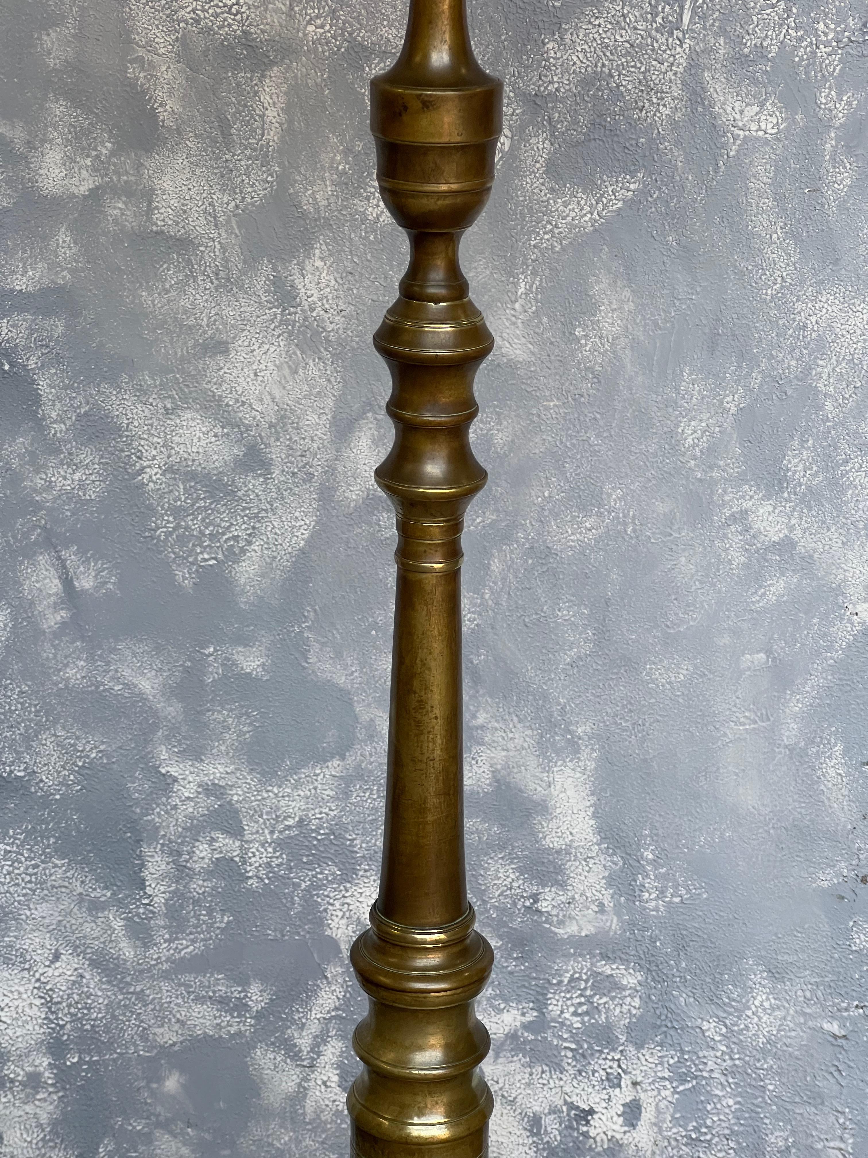 Neoclassical Style French Brass and  Bronze Floor Lamp For Sale 1