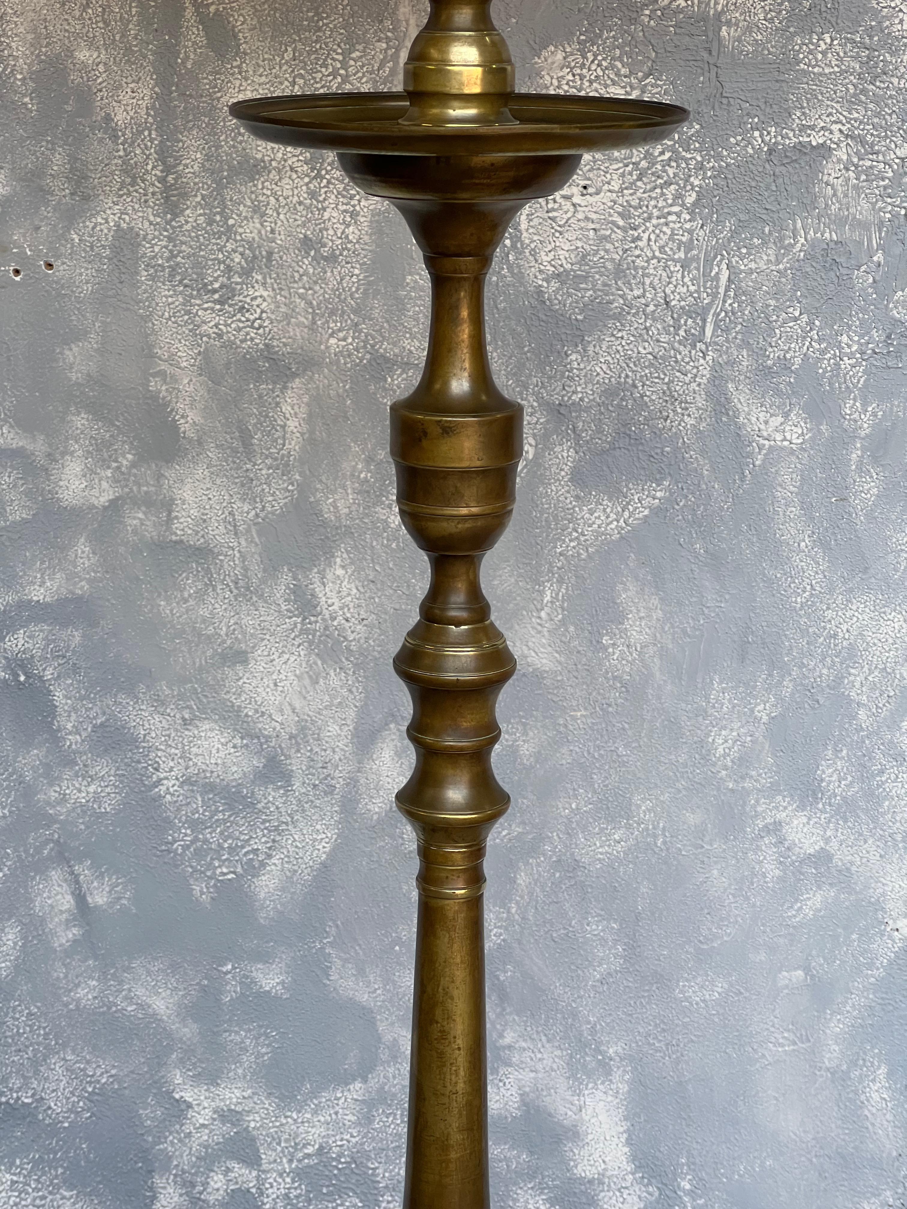 Neoclassical Style French Brass and  Bronze Floor Lamp For Sale 2