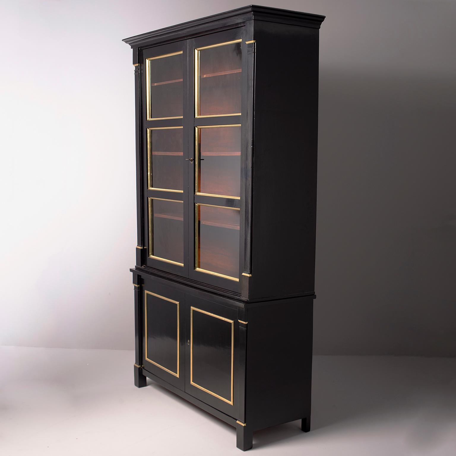 Neoclassical Style French Ebonised Bookcase In Good Condition In Troy, MI