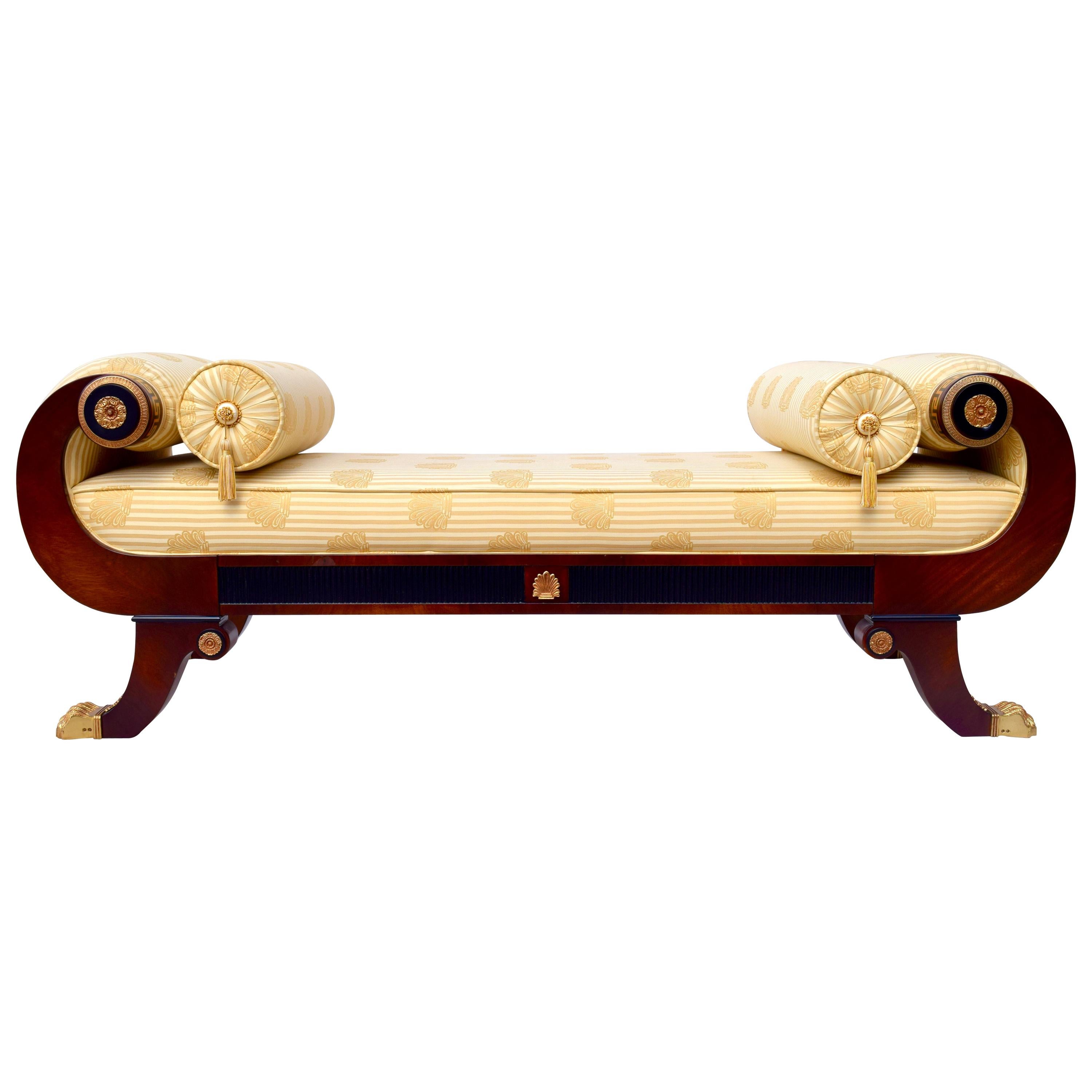 Neoklassizistischer französischer Recamier oder Daybed im Stil von Maitland Smith