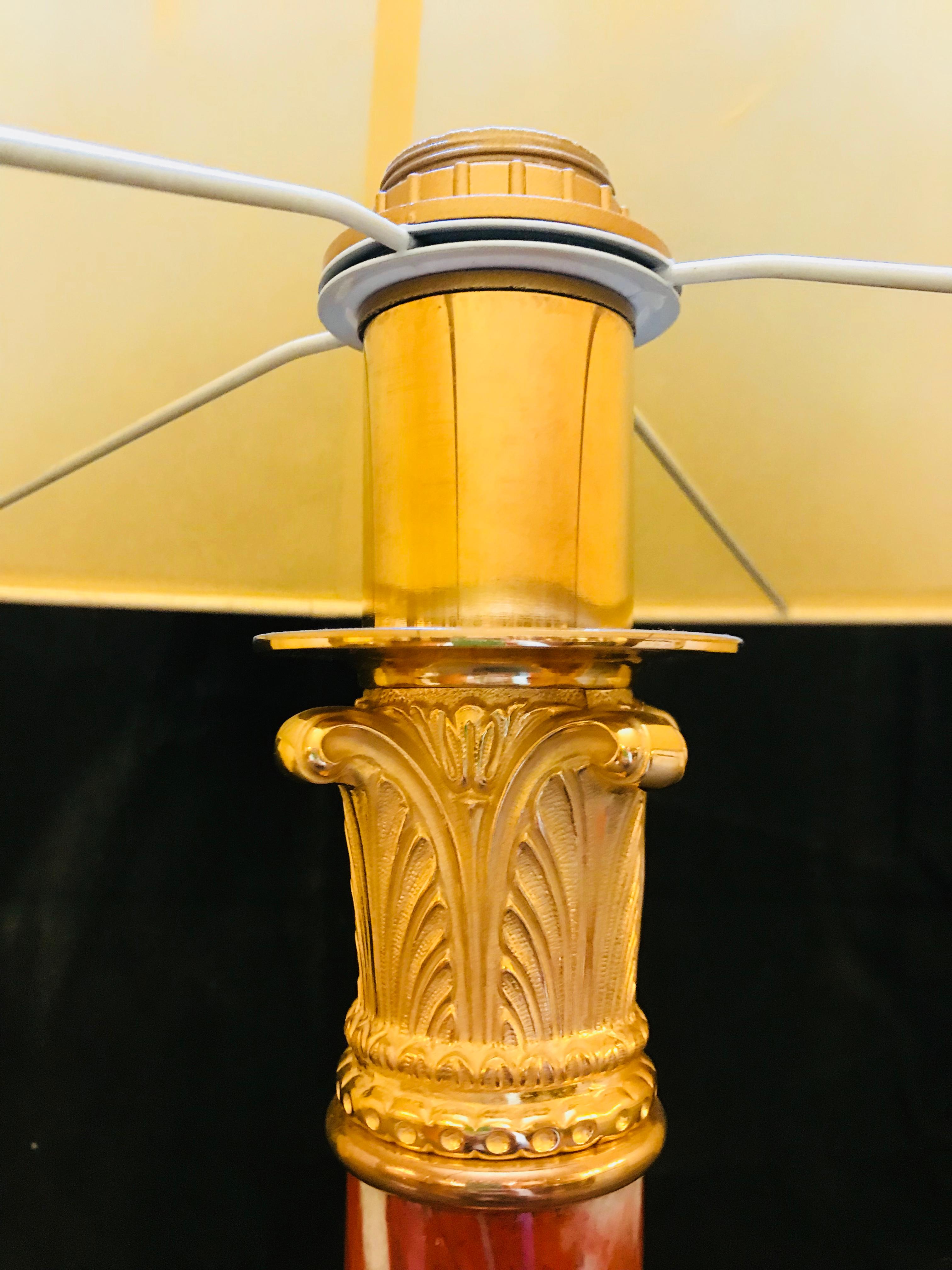 Neoklassizistische Lampe aus vergoldeter Bronze und schwarzem Marmor von Gherardo Degli Albizzi (Italienisch) im Angebot
