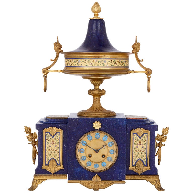 Orologio da parete in bronzo dorato, smalto e lapislazzuli in