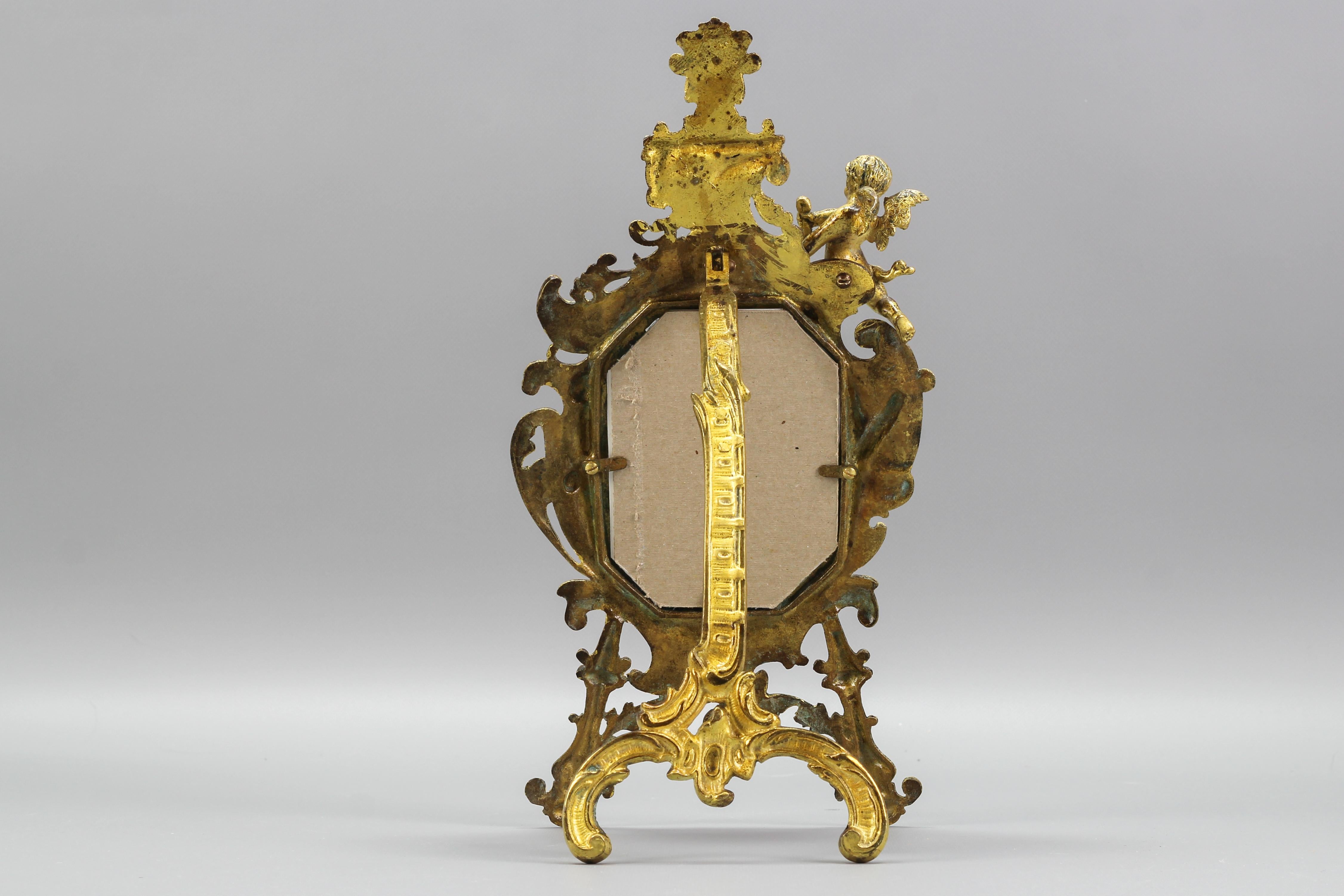 Neoclassical Style Gilt Bronze Picture Frame with Cherub, France, Late 19th C For Sale 6