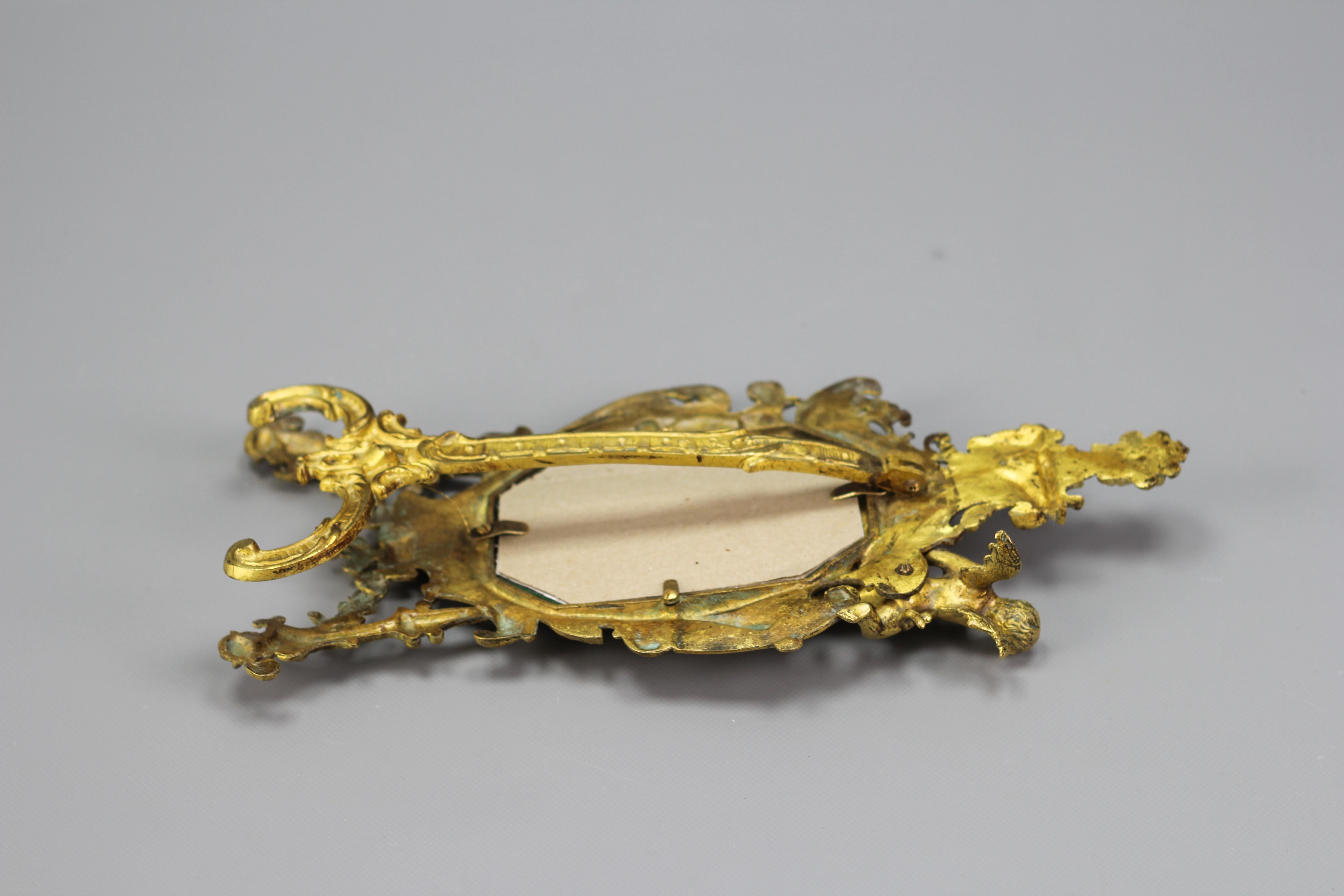 Neoclassical Style Gilt Bronze Picture Frame with Cherub, France, Late 19th C For Sale 8