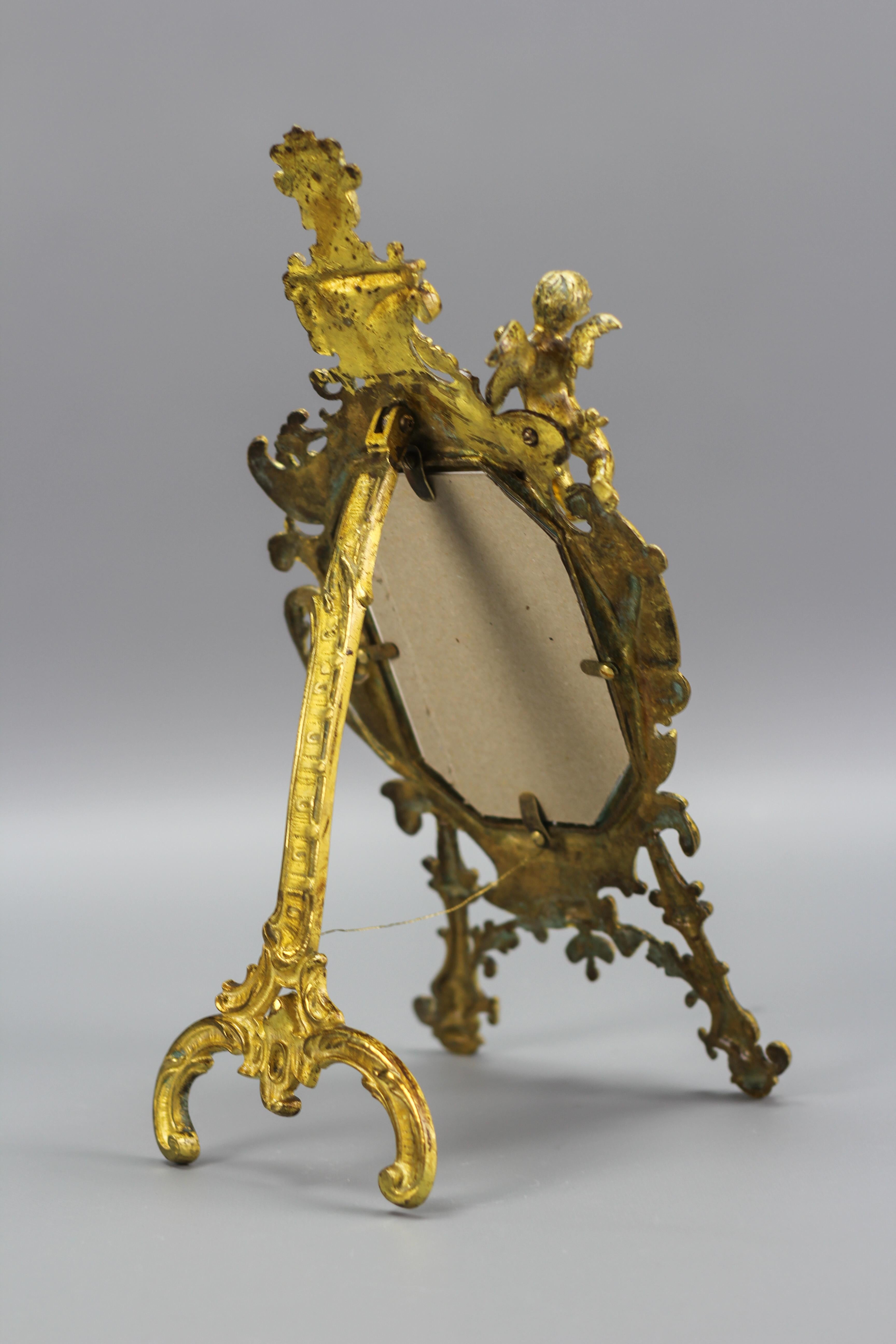 Neoclassical Style Gilt Bronze Picture Frame with Cherub, France, Late 19th C For Sale 8