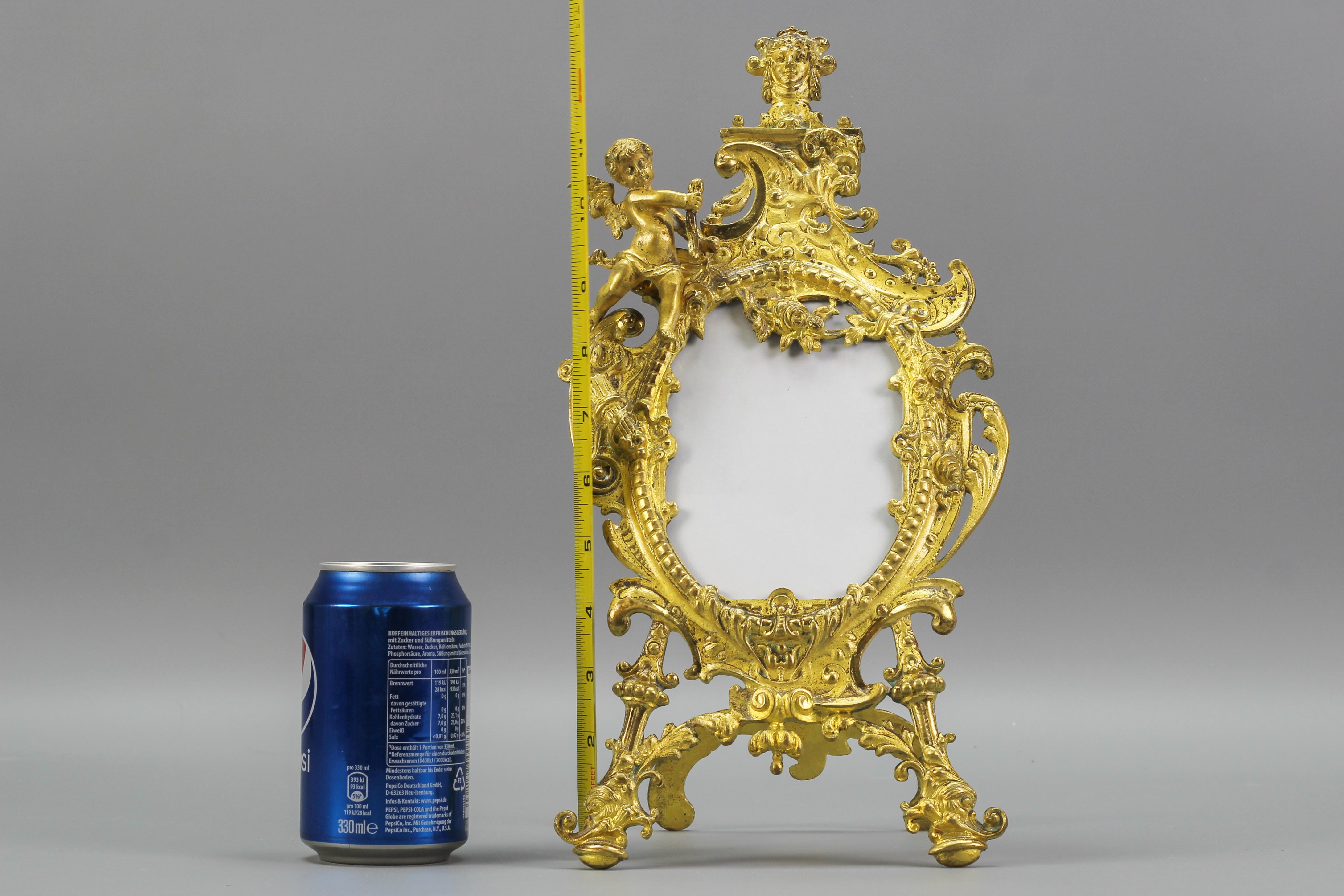 Neoclassical Style Gilt Bronze Picture Frame with Cherub, France, Late 19th C For Sale 10