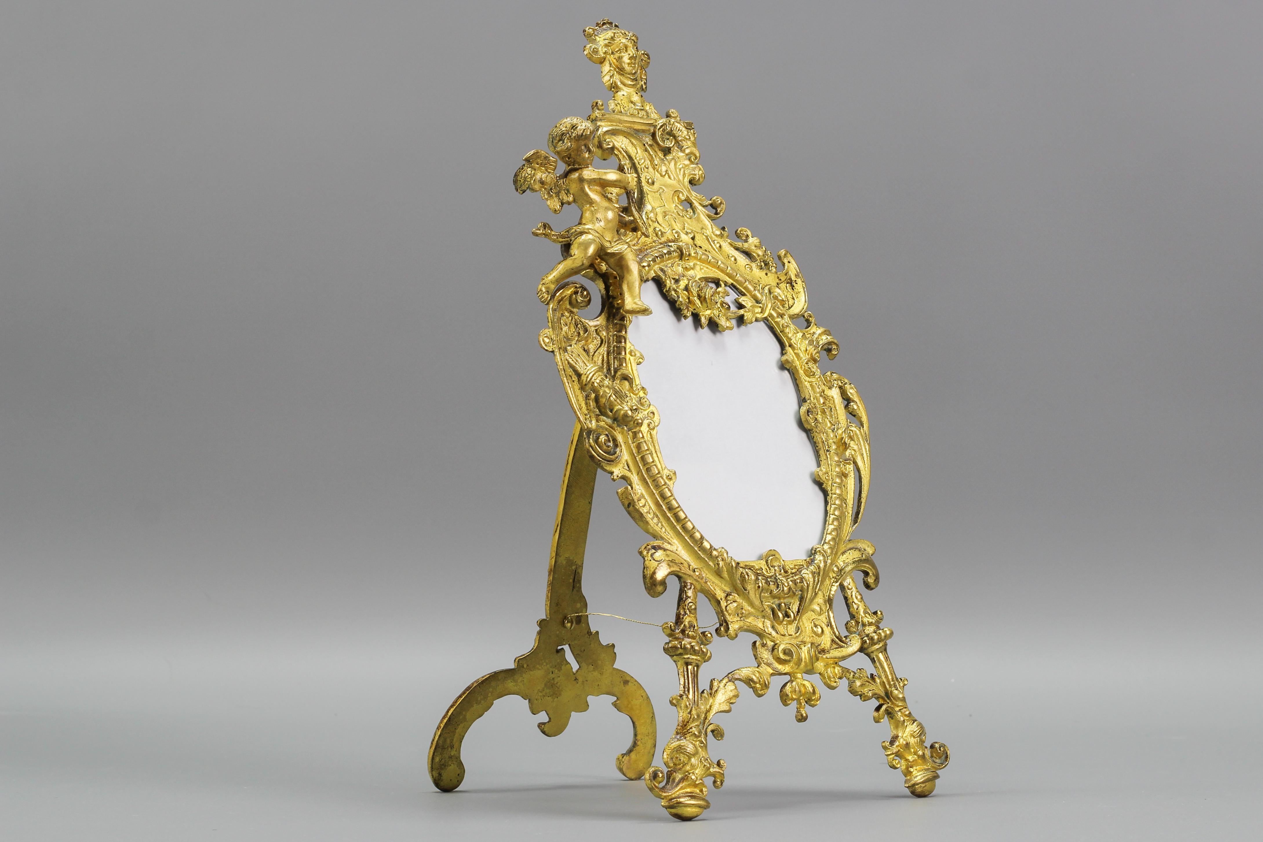 Neoclassical Style Gilt Bronze Picture Frame with Cherub, France, Late 19th C For Sale 1