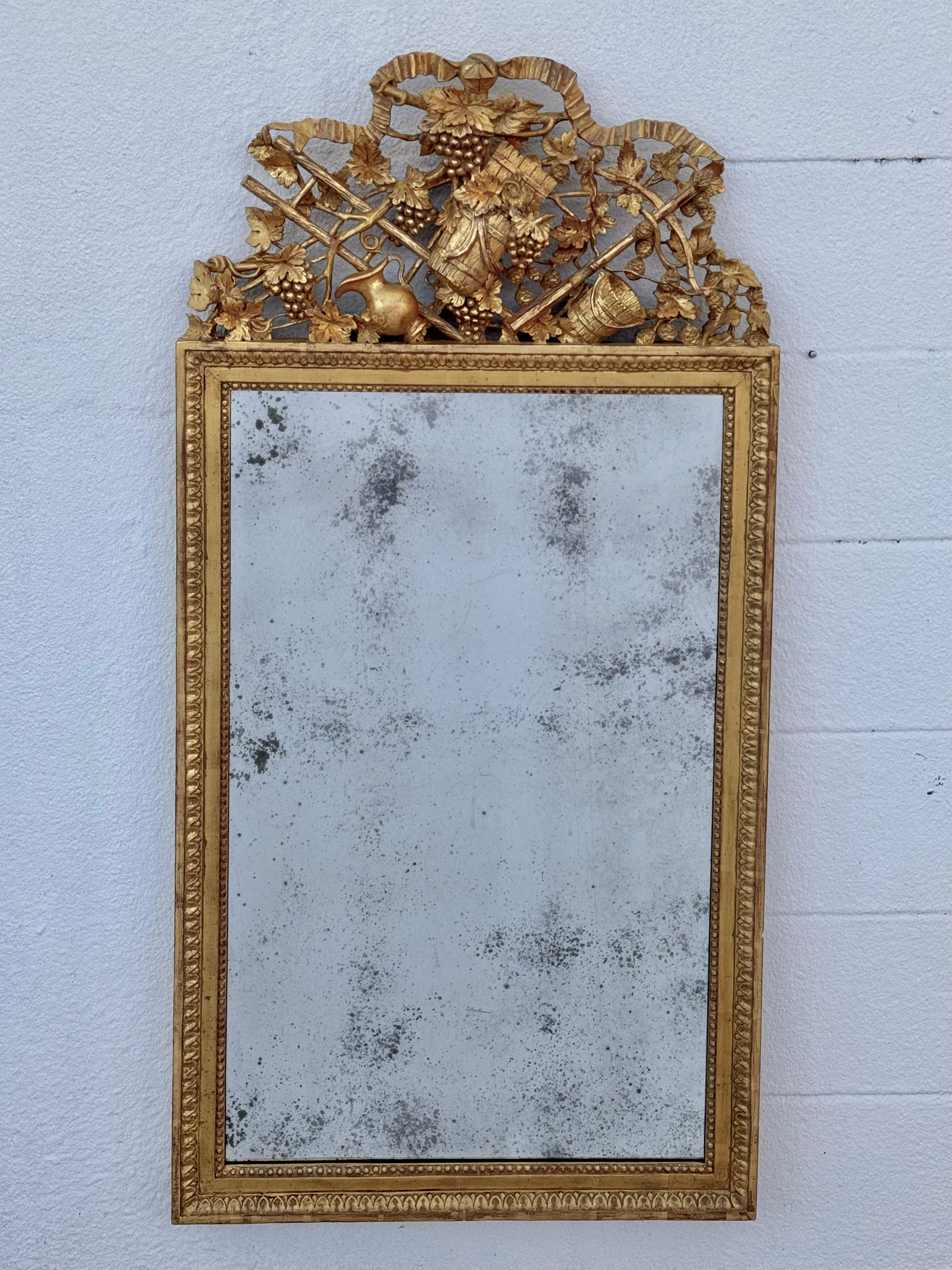 Neoclassical Style Giltwood Mirror For Sale 4
