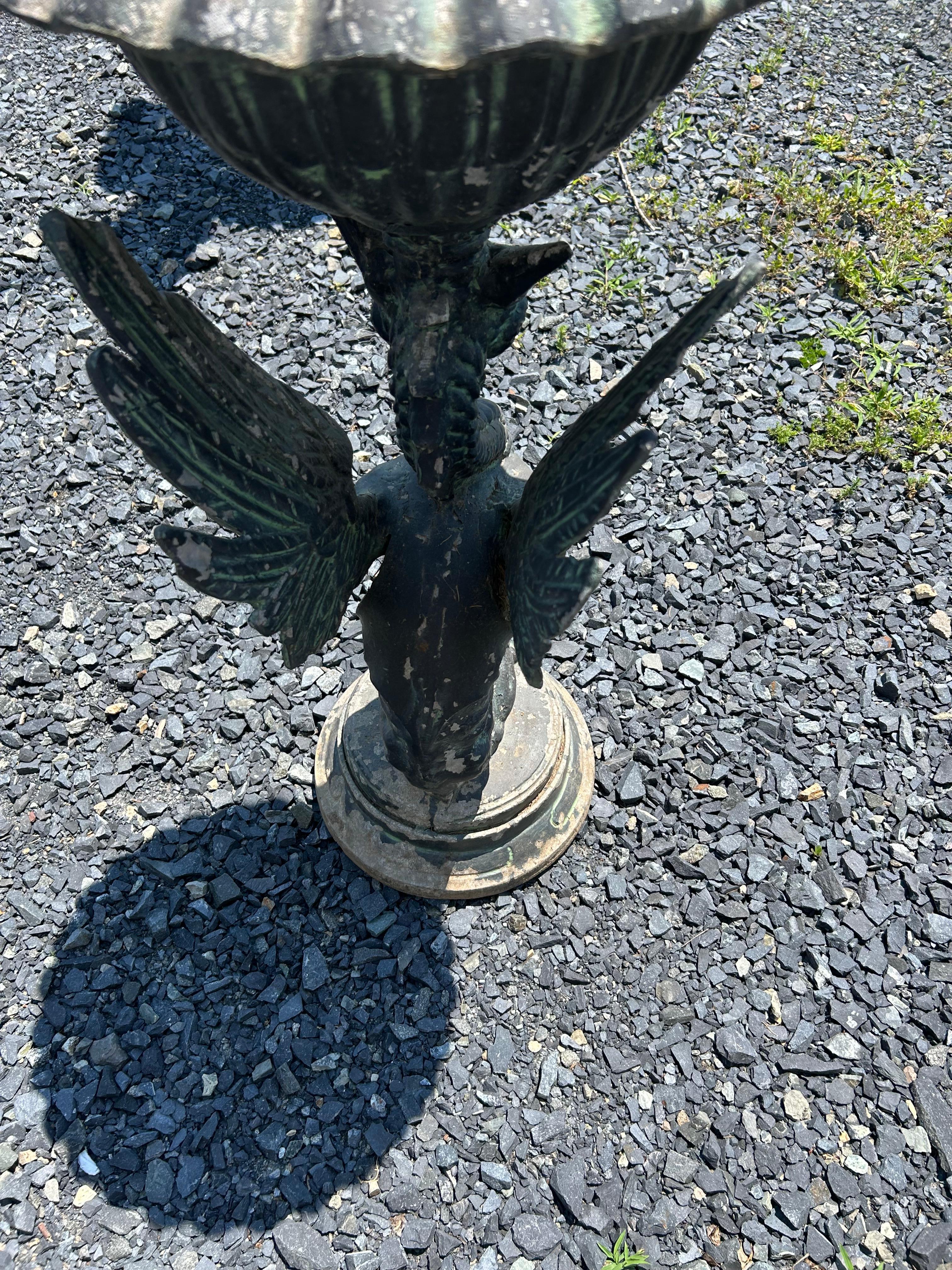 Métal Jardinière Griffon de style néoclassique en vente