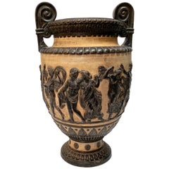 Urna in terracotta ad alto rilievo in stile neoclassico