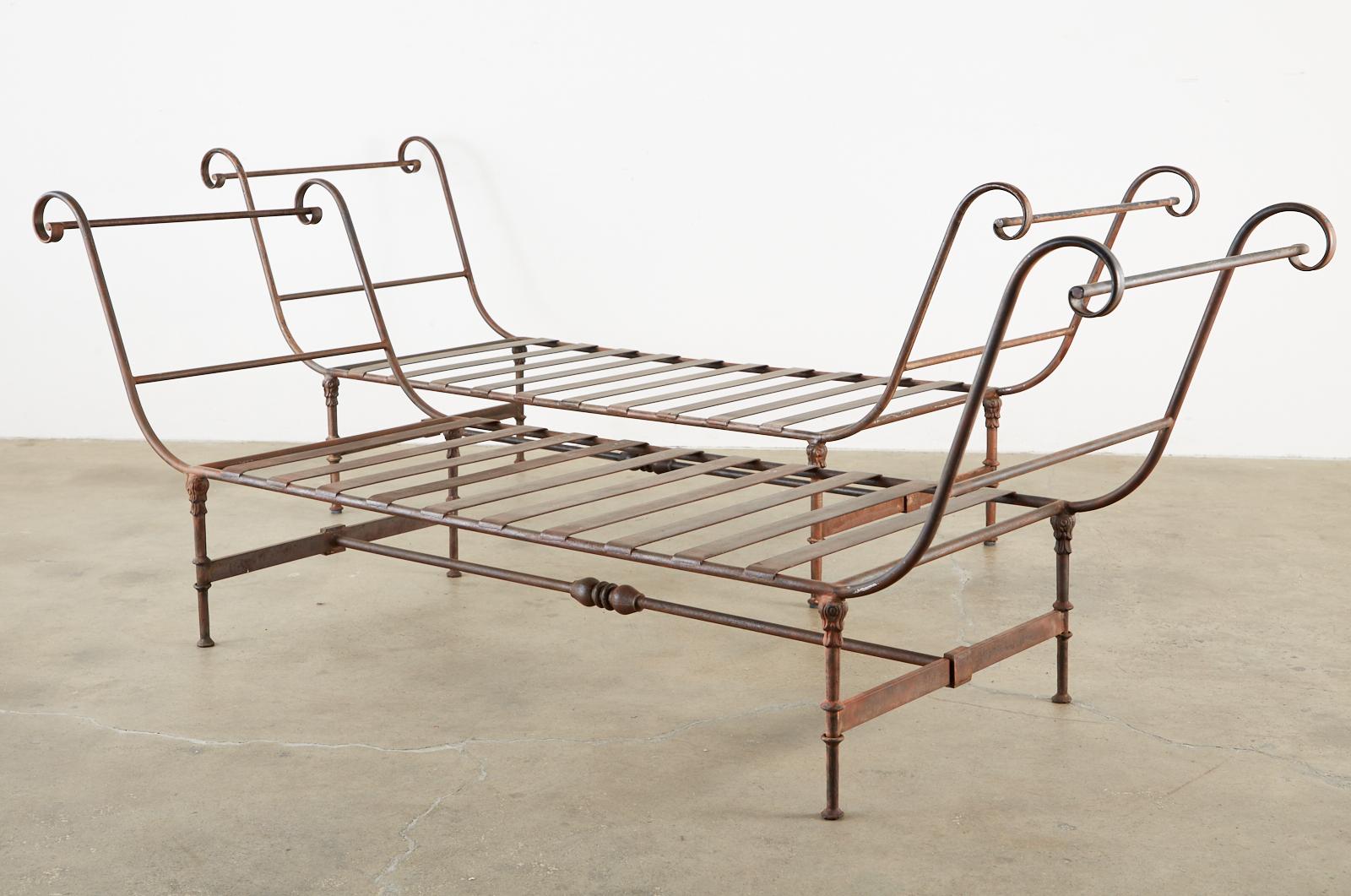 wrought iron outdoor daybed