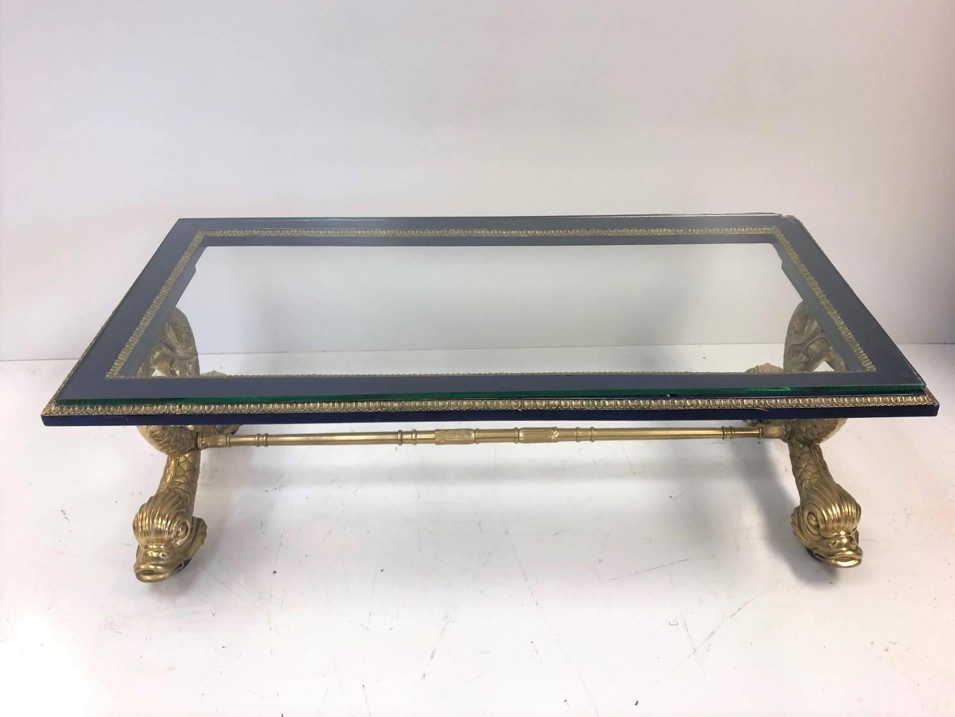 Neoclassical Style Italian Carved Wood Dolphin Coffee Table In Good Condition In New York, NY