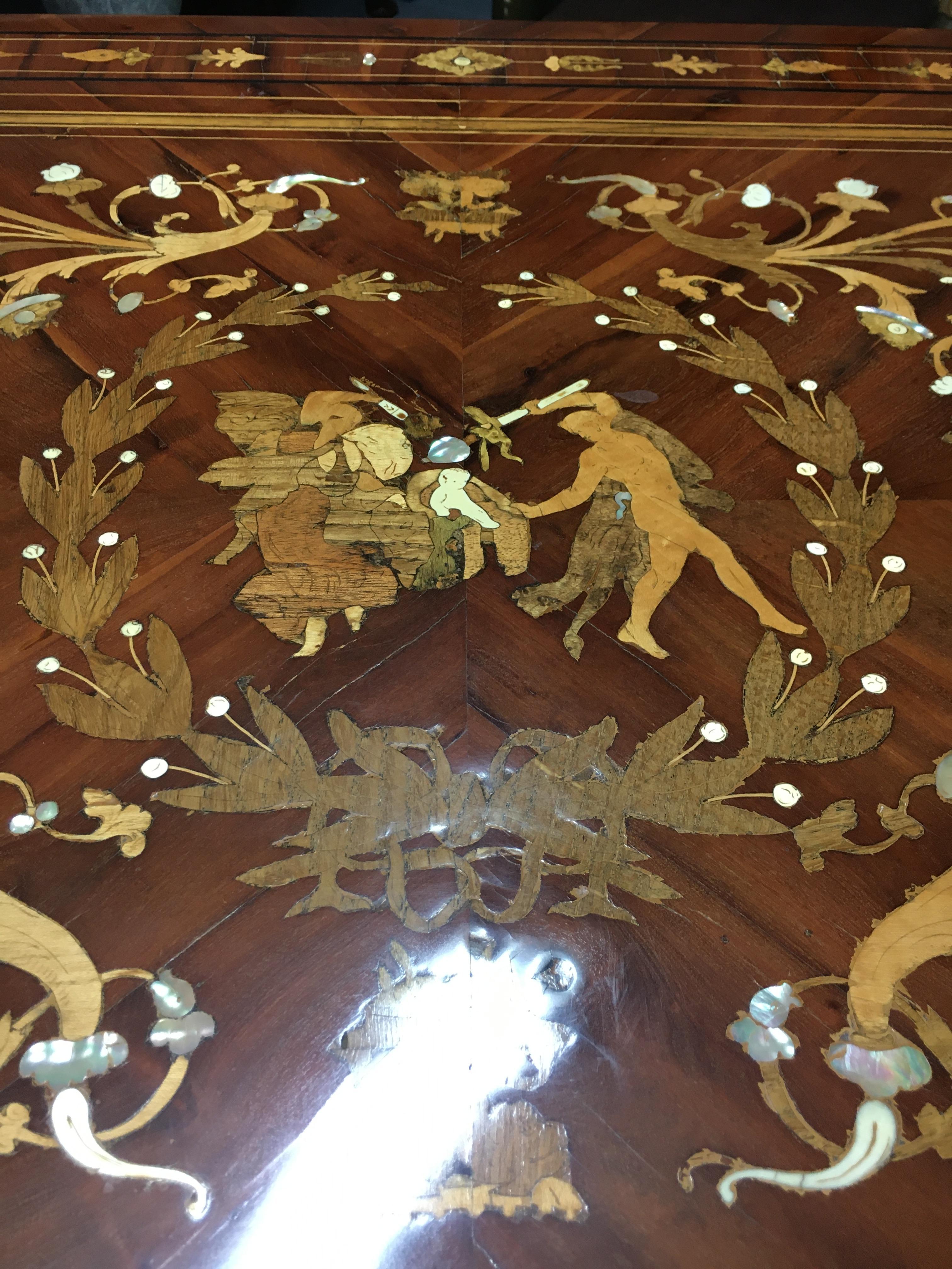 Tavolo lombardo in stile neoclassico, circa 1800 In condizioni buone in vendita a Saint-Ouen, FR
