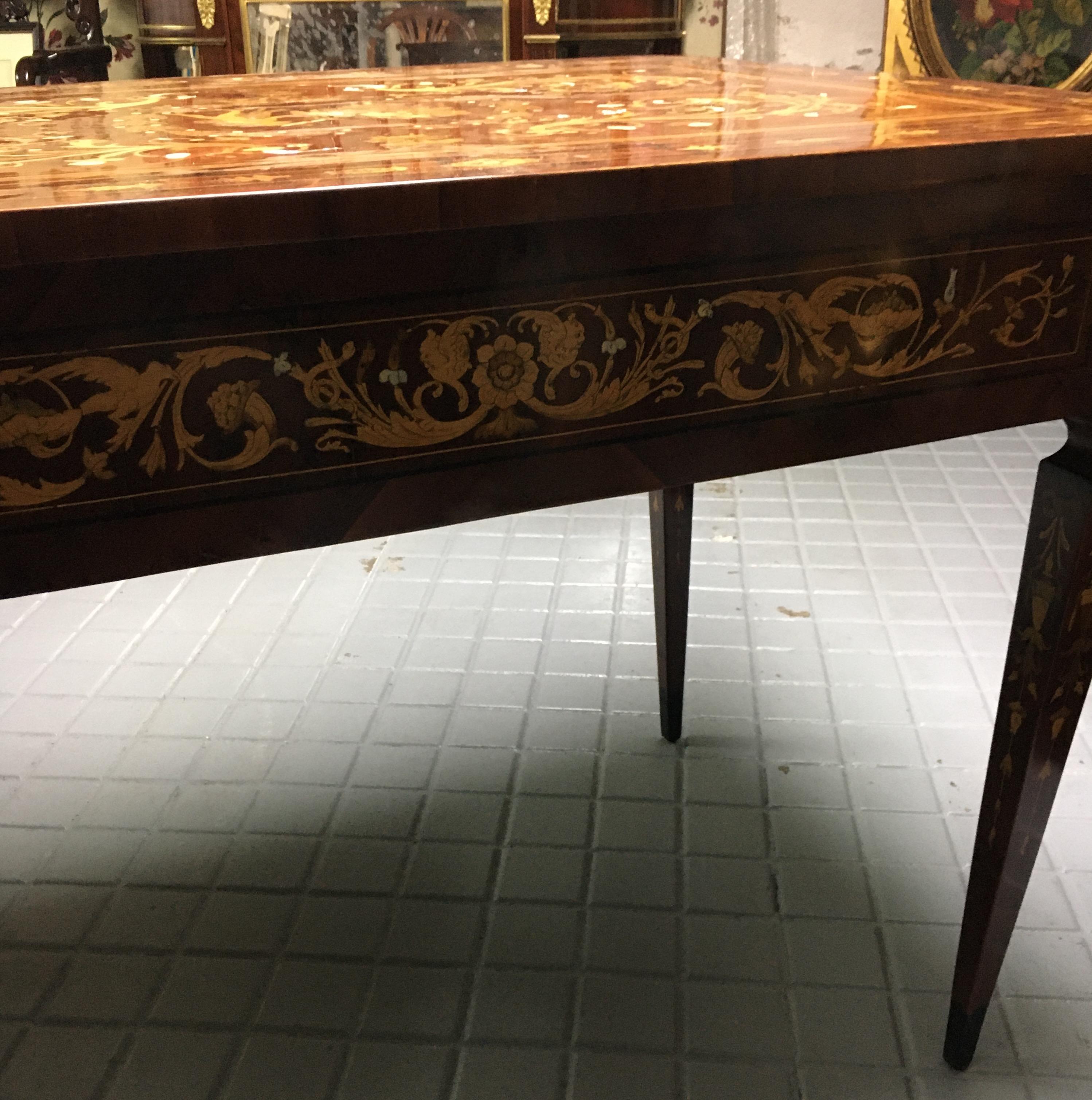 Tavolo lombardo in stile neoclassico, circa 1800 in vendita 1