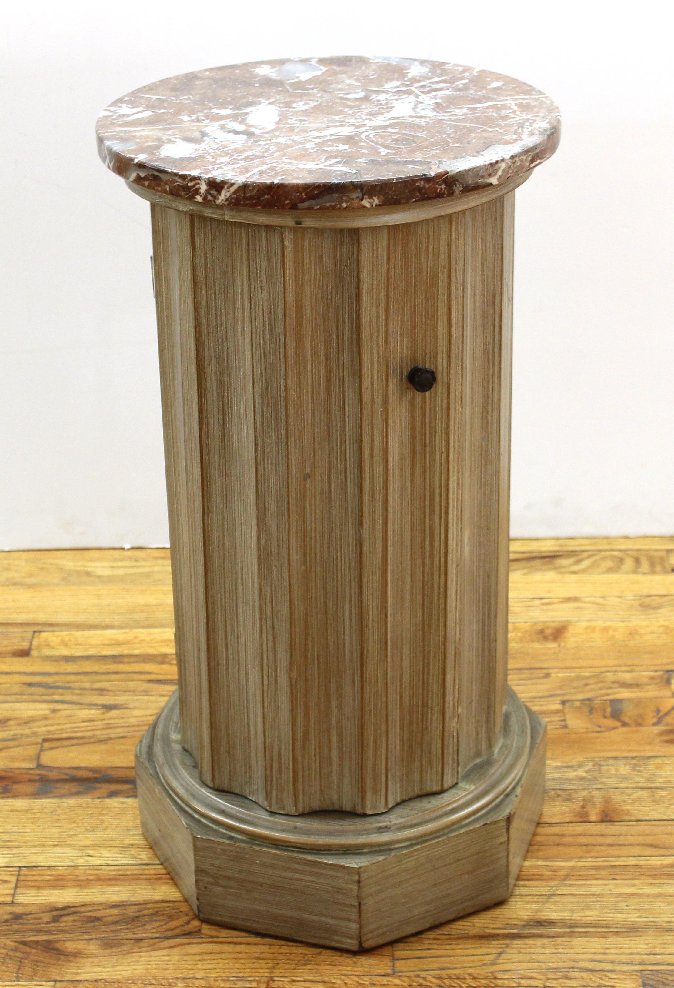 Neoclassical Style Mid-Century Pedestal Column Cabinet In Good Condition In New York, NY