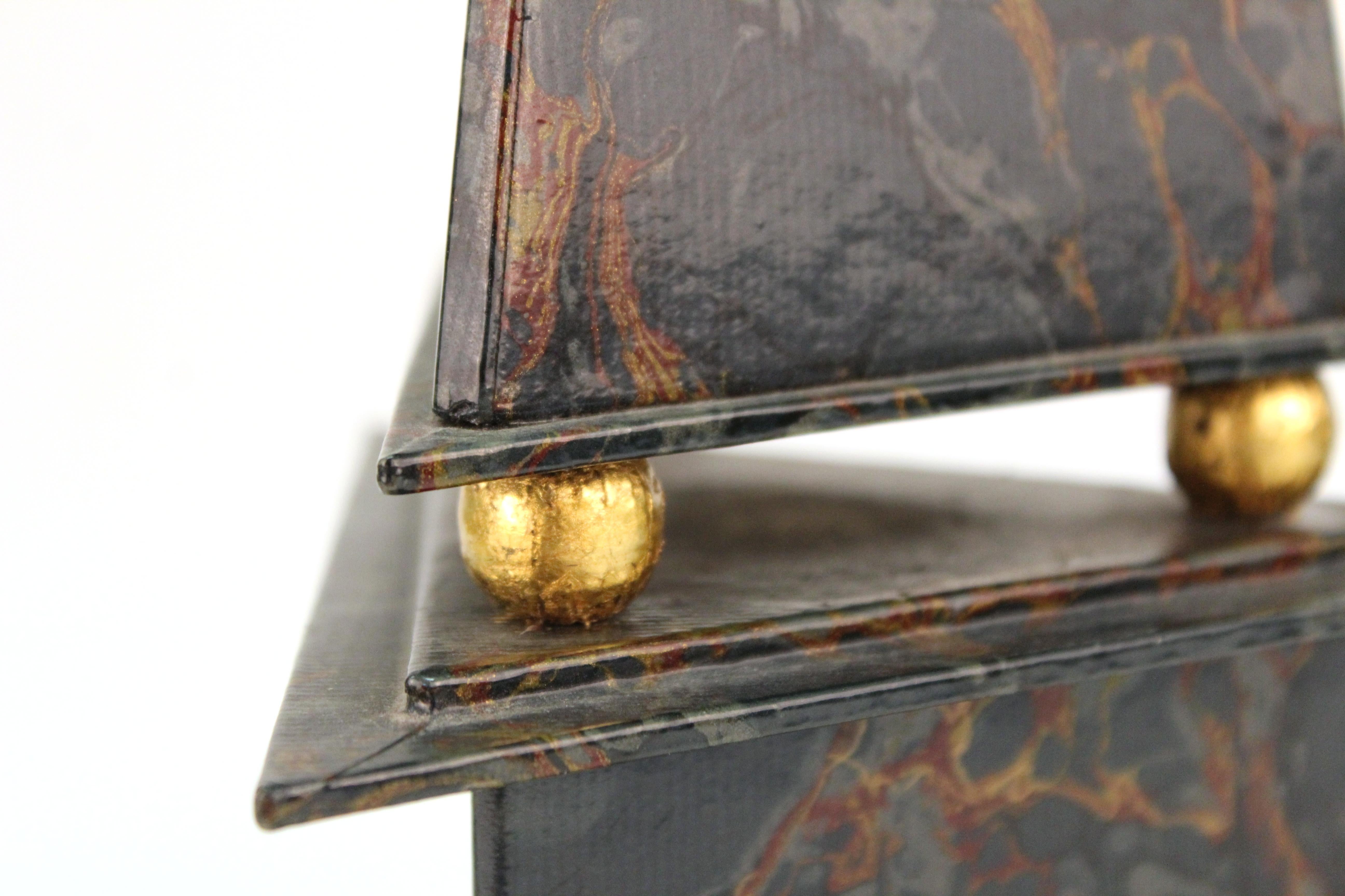 Neoclassical Style Obelisks in Marbled Paper and Gold Foil In Good Condition For Sale In New York, NY