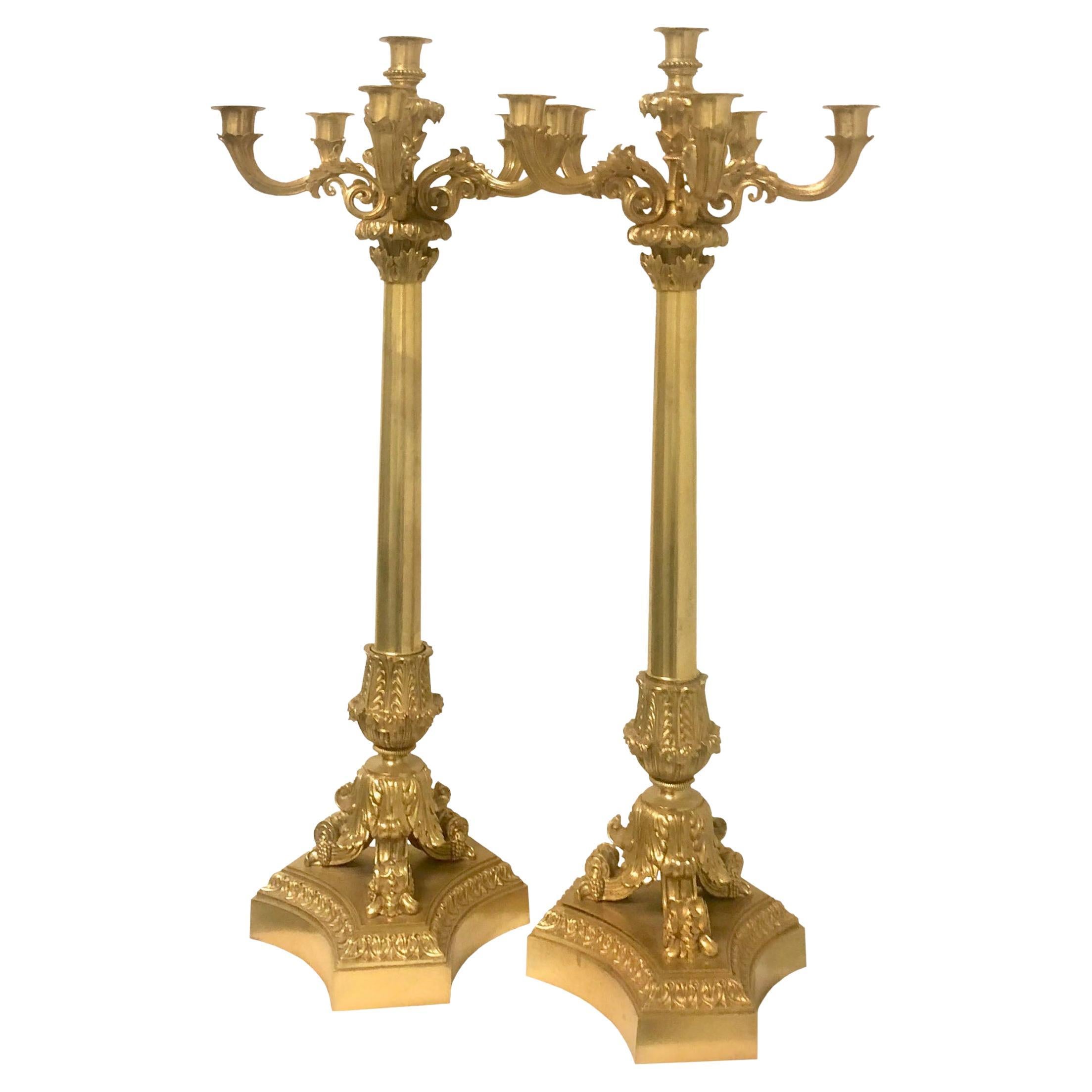 Candélabre en bronze doré de style néoclassique