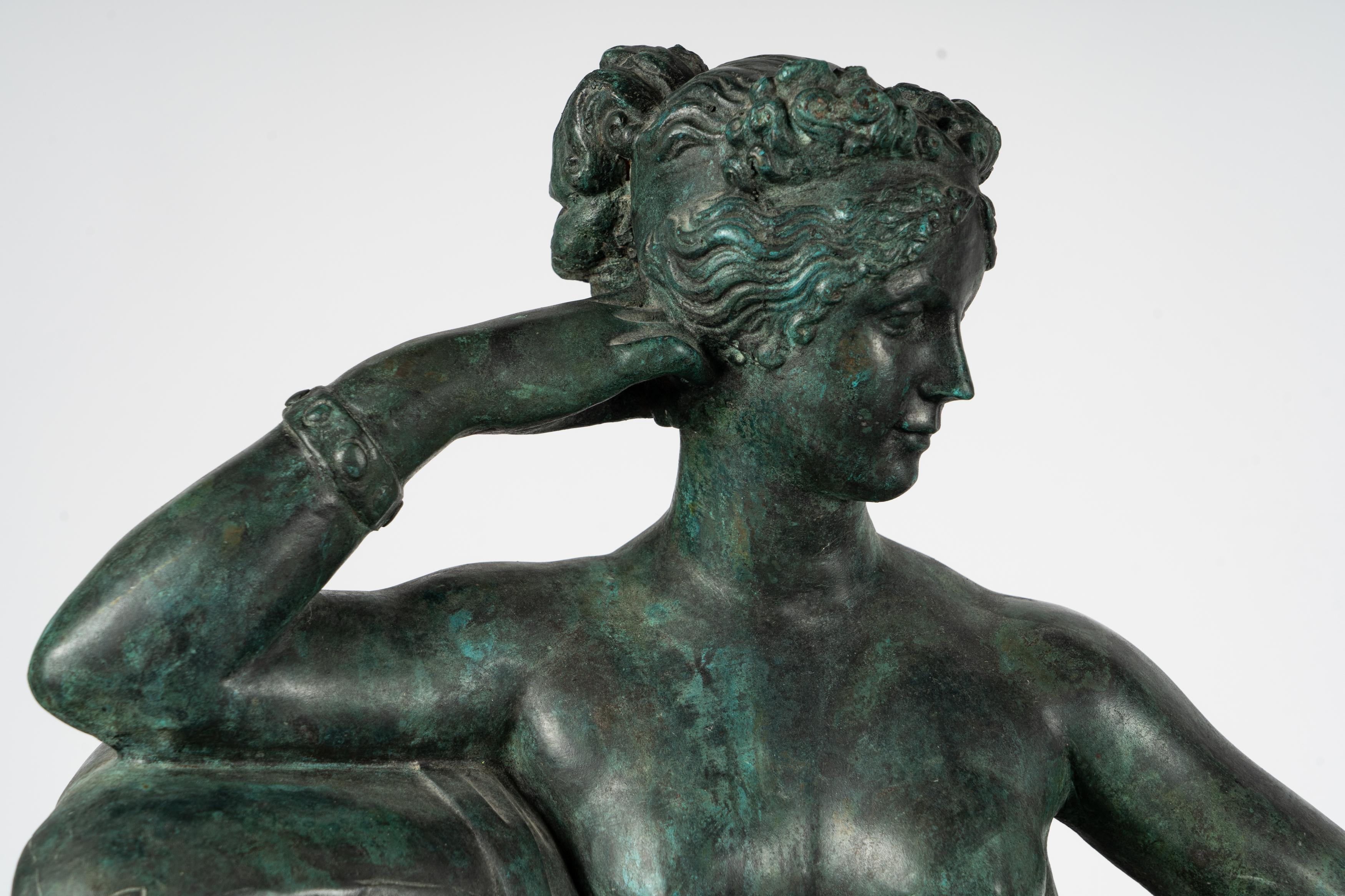 Neoclassical-Style Patinated Bronze Figure In Good Condition In Pasadena, CA