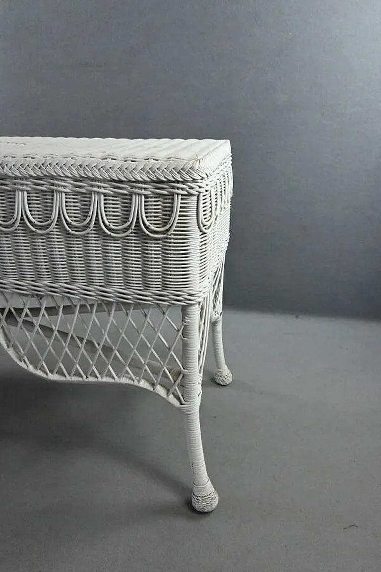 neoclassical style rattan console circa 1970 In Good Condition For Sale In Saint-Ouen, FR